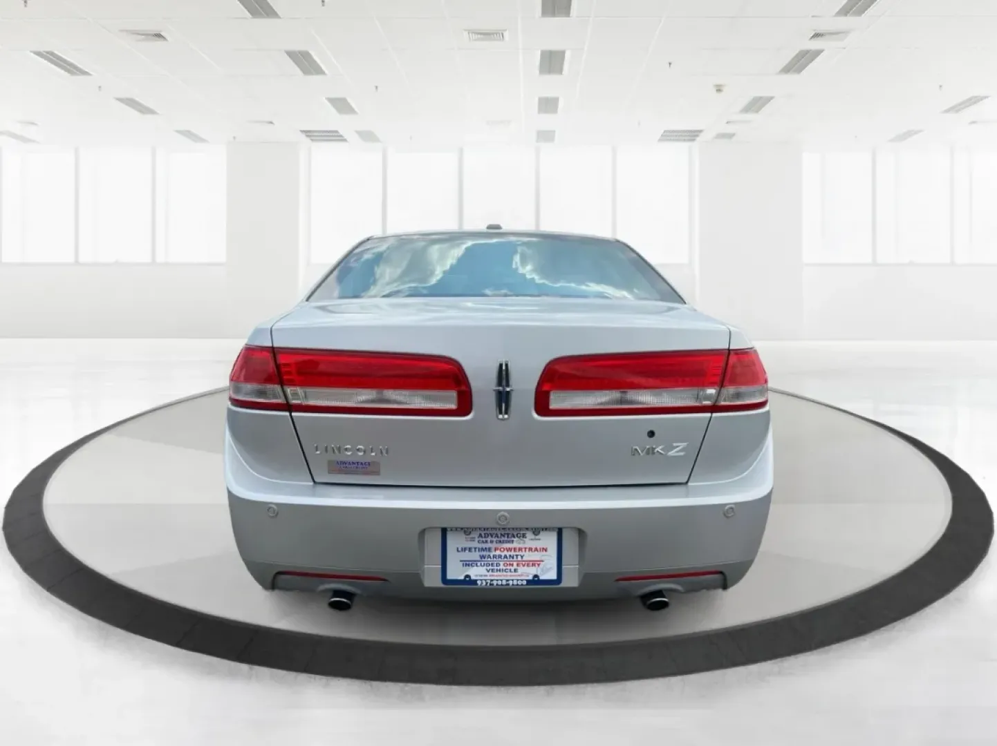 2011 Lincoln MKZ Base (3LNHL2GC8BR) with an Other engine, located at 1099 N County Rd 25A , Troy, OH, 45373, (937) 908-9800, 40.057079, -84.212883 - **Experience Luxury and Reliability with the 2011 Lincoln MKZ at Advantage Car and Credit**<br /> <br /> Are you in the market for a vehicle that combines sophistication with practicality? Look no further than the 2011 Lincoln MKZ available at Advantage Car and Credit in Fairborn, OH. This stunning - Photo#3