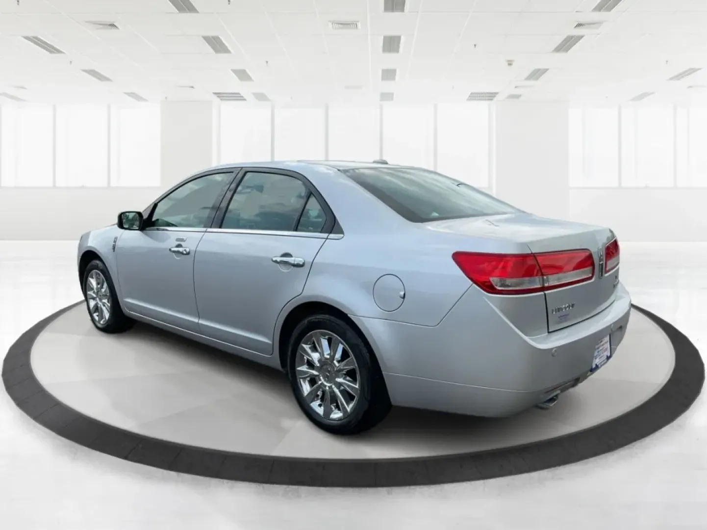 2011 Lincoln MKZ Base (3LNHL2GC8BR) with an Other engine, located at 1099 N County Rd 25A , Troy, OH, 45373, (937) 908-9800, 40.057079, -84.212883 - **Experience Luxury and Reliability with the 2011 Lincoln MKZ at Advantage Car and Credit**<br /> <br /> Are you in the market for a vehicle that combines sophistication with practicality? Look no further than the 2011 Lincoln MKZ available at Advantage Car and Credit in Fairborn, OH. This stunning - Photo#4