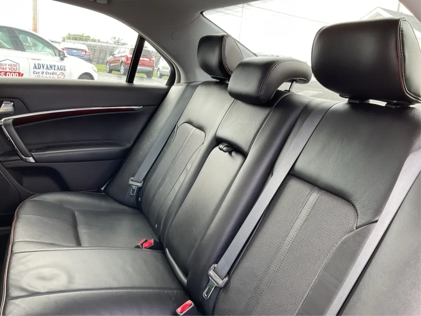 2011 Lincoln MKZ Base (3LNHL2GC8BR) with an Other engine, located at 1099 N County Rd 25A , Troy, OH, 45373, (937) 908-9800, 40.057079, -84.212883 - **Experience Luxury and Reliability with the 2011 Lincoln MKZ at Advantage Car and Credit**<br /> <br /> Are you in the market for a vehicle that combines sophistication with practicality? Look no further than the 2011 Lincoln MKZ available at Advantage Car and Credit in Fairborn, OH. This stunning - Photo#10