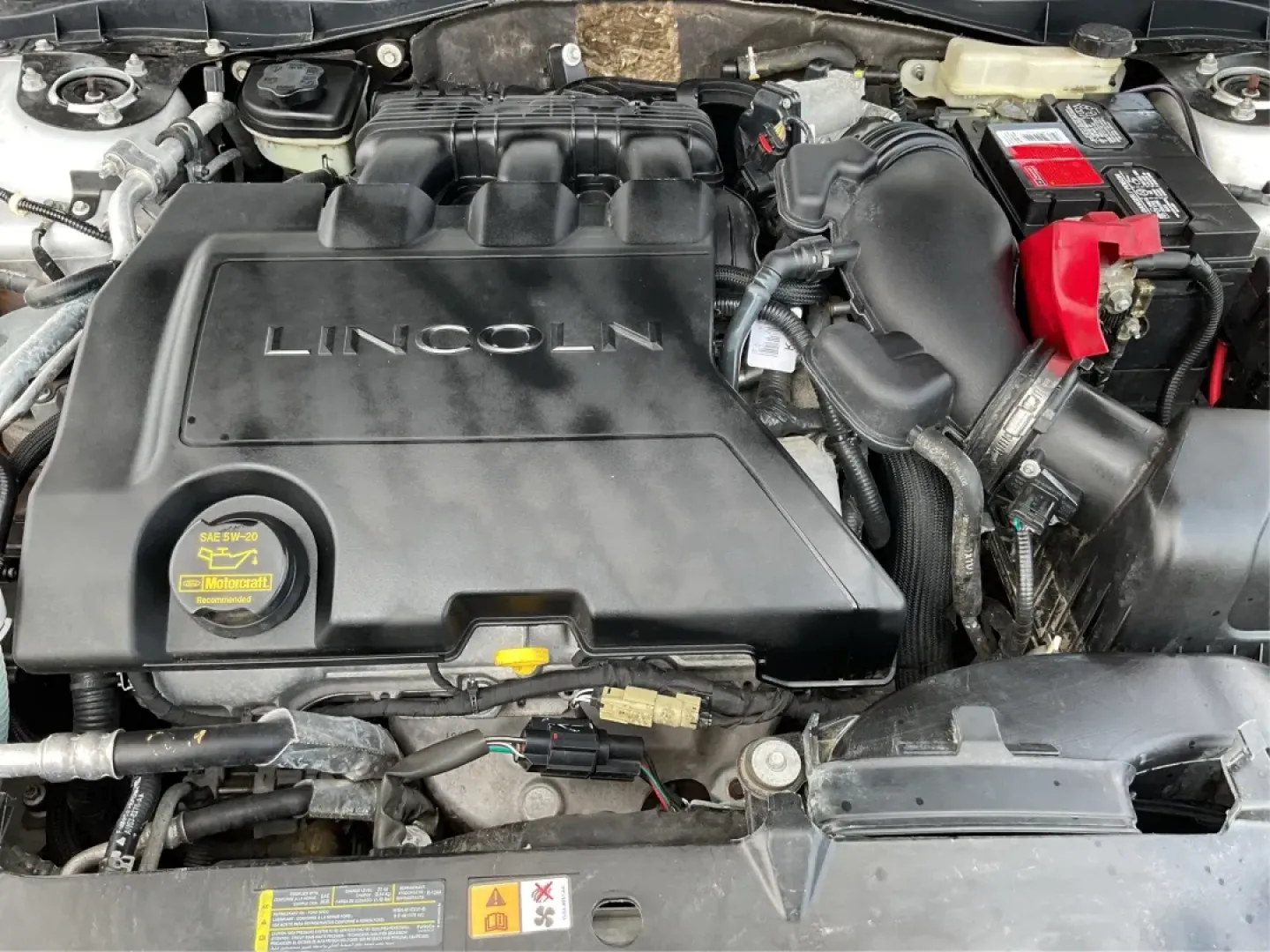 2011 Lincoln MKZ Base (3LNHL2GC8BR) with an Other engine, located at 1099 N County Rd 25A , Troy, OH, 45373, (937) 908-9800, 40.057079, -84.212883 - **Experience Luxury and Reliability with the 2011 Lincoln MKZ at Advantage Car and Credit**<br /> <br /> Are you in the market for a vehicle that combines sophistication with practicality? Look no further than the 2011 Lincoln MKZ available at Advantage Car and Credit in Fairborn, OH. This stunning - Photo#11