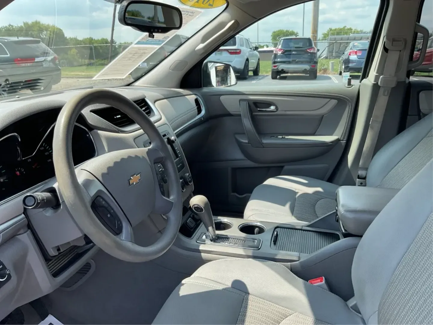 2015 Chevrolet Traverse LS (1GNKVFED9FJ) with an 3.6L V-6 gasoline direct injection engine, located at 4508 South Dixie Dr, Moraine, OH, 45439, (937) 908-9800, 39.689976, -84.218452 - **Adventure Awaits with the 2015 Chevrolet Traverse LS Perfect for Growing Families and Weekend Getaways!**<br /> <br /> Are you ready to elevate your family outings or weekend adventures? Look no further than the 2015 Chevrolet Traverse LS, a spacious and versatile SUV designed to meet the demands - Photo#8