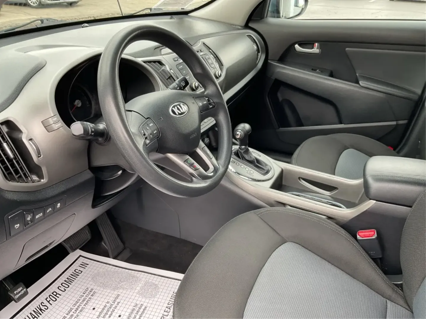 2014 Kia Sportage LX (KNDPBCAC3E7) with an 2.4L I-4 gasoline direct injection engine, located at 1951 S Dayton Lakeview Rd., New Carlisle, OH, 45344, (937) 908-9800, 39.890999, -84.050255 - **Adventure Awaits: Explore the 2014 Kia Sportage LX at Advantage Car and Credit!**<br /> <br /> Are you ready to embrace the open road and create unforgettable memories? The 2014 Kia Sportage LX is your ticket to adventure, perfect for weekend getaways, family trips, or daily commuting around Fairb - Photo#9