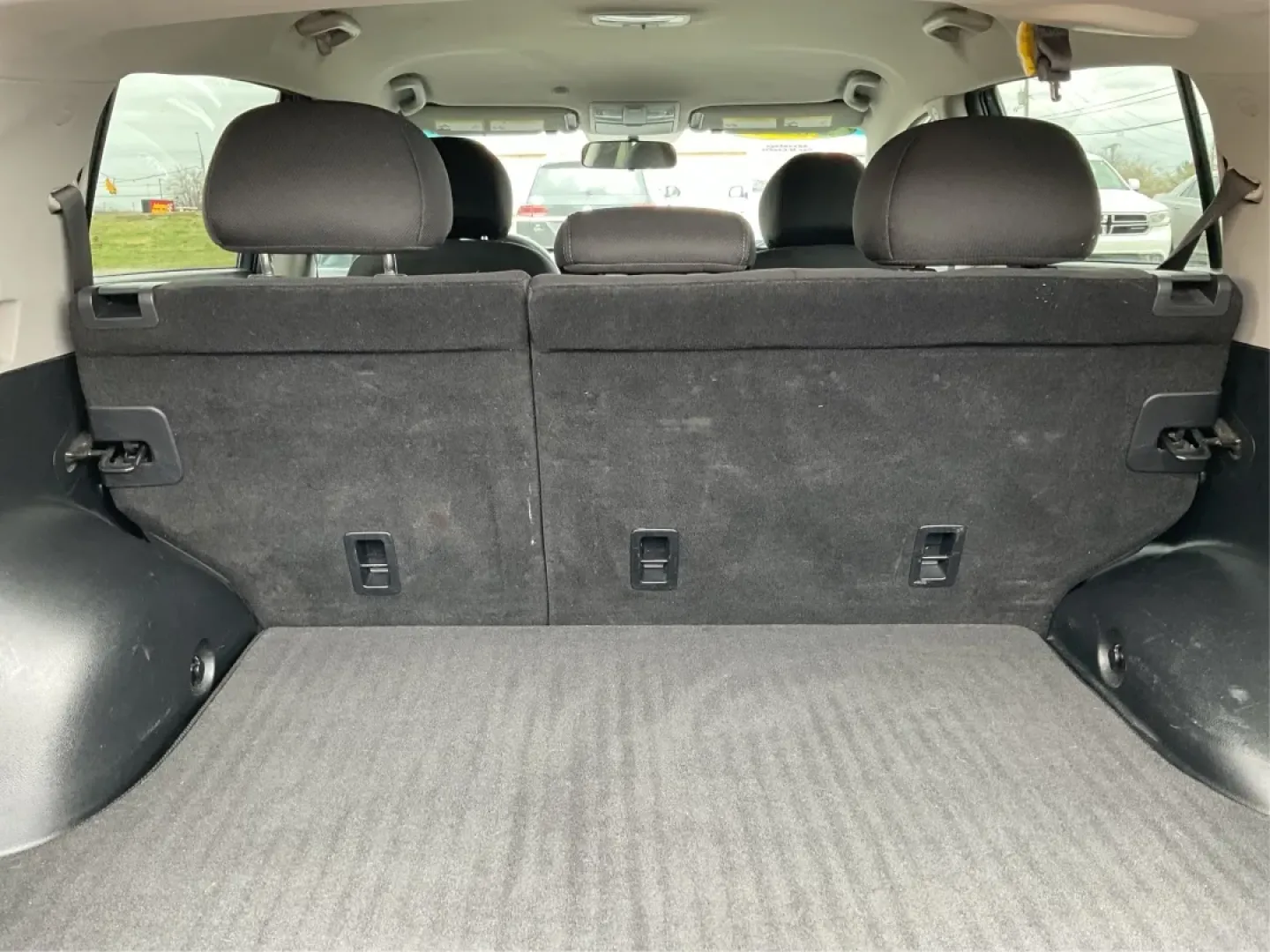 2014 Kia Sportage LX (KNDPBCAC3E7) with an 2.4L I-4 gasoline direct injection engine, located at 1951 S Dayton Lakeview Rd., New Carlisle, OH, 45344, (937) 908-9800, 39.890999, -84.050255 - **Adventure Awaits: Explore the 2014 Kia Sportage LX at Advantage Car and Credit!**<br /> <br /> Are you ready to embrace the open road and create unforgettable memories? The 2014 Kia Sportage LX is your ticket to adventure, perfect for weekend getaways, family trips, or daily commuting around Fairb - Photo#12