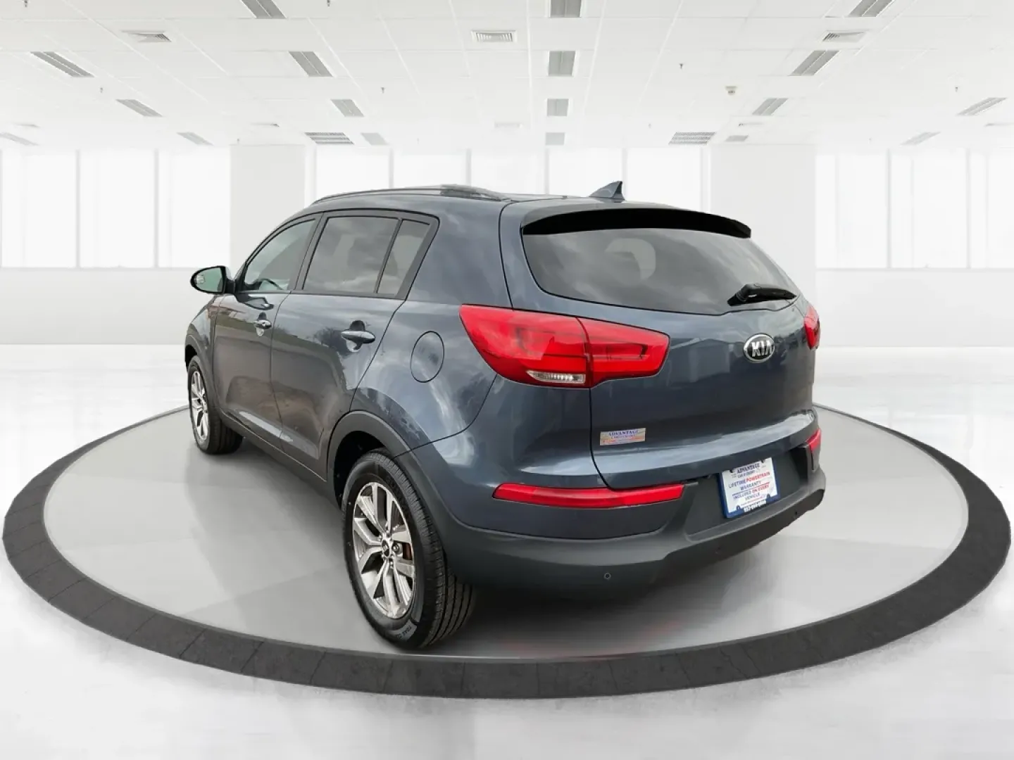 2014 Kia Sportage LX (KNDPBCAC3E7) with an 2.4L I-4 gasoline direct injection engine, located at 8750 N County Rd 25A, Piqua, OH, 45356, (937) 908-9800, 40.164391, -84.232513 - **Adventure Awaits: Explore the 2014 Kia Sportage LX at Advantage Car and Credit!**<br /> <br /> Are you ready to embrace the open road and create unforgettable memories? The 2014 Kia Sportage LX is your ticket to adventure, perfect for weekend getaways, family trips, or daily commuting around Fairb - Photo#4