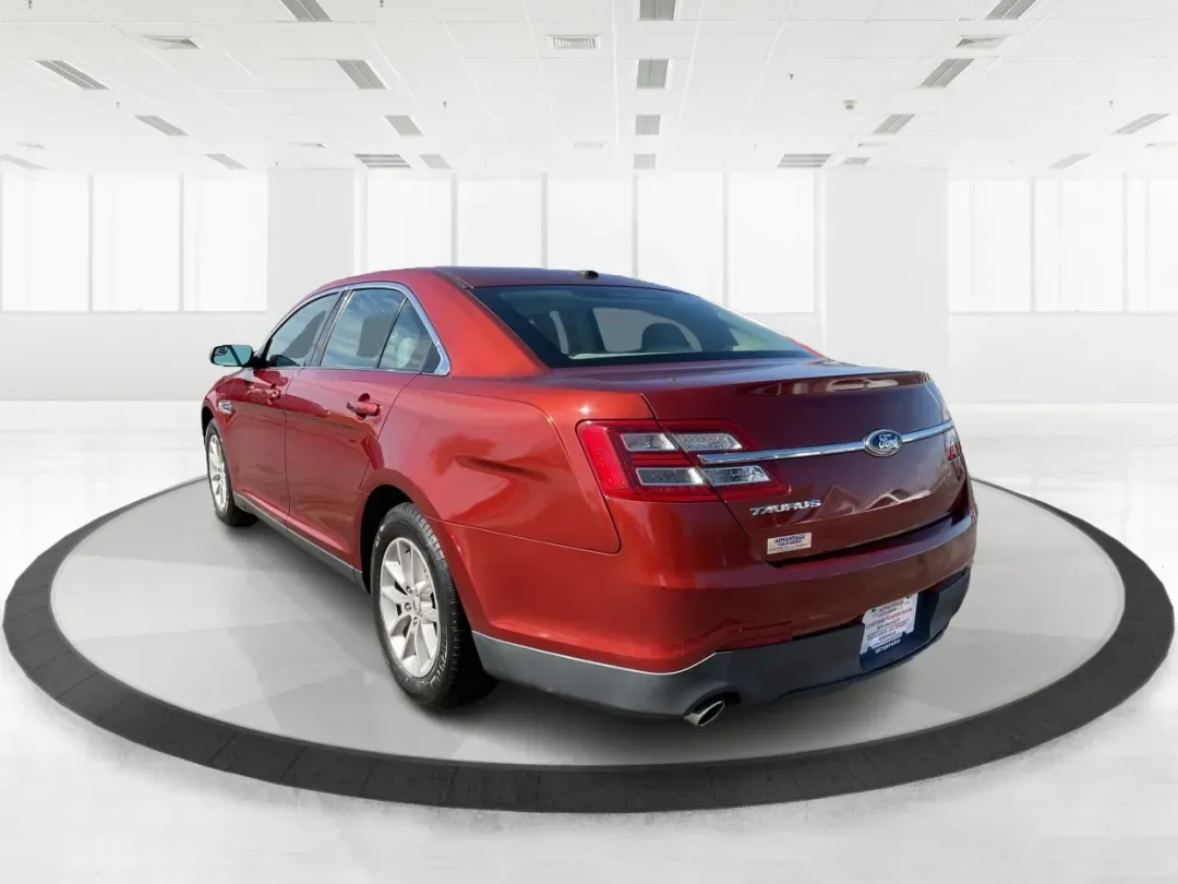 2014 Ford Taurus SE (1FAHP2D89EG) with an 3.5L V6 DOHC 24V engine, 6-Speed Automatic transmission, located at 1184 Kauffman Ave, Fairborn, OH, 45324, (937) 908-9800, 39.807072, -84.030914 - **Experience the Perfect Blend of Comfort and Reliability with the 2014 Ford Taurus SE**<br /> <br /> Looking for a reliable sedan that suits your daily commute while also being perfect for family road trips? The 2014 Ford Taurus SE is designed to meet the needs of diverse lifestyles, making it a fa - Photo#4