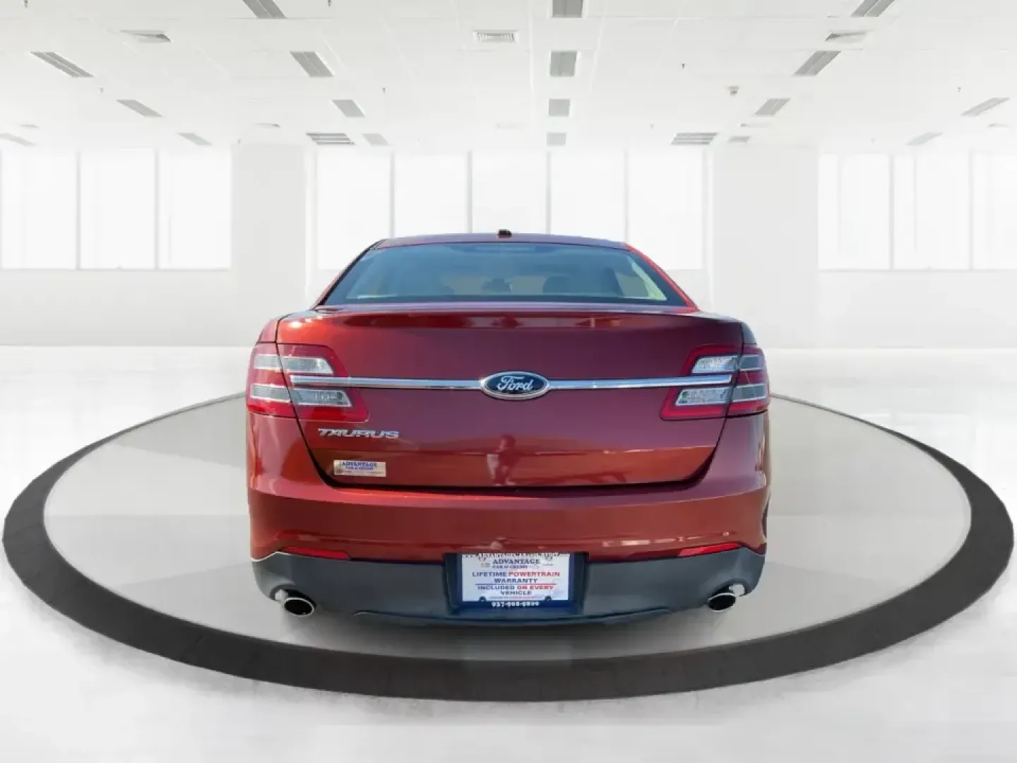 2014 Ford Taurus SE (1FAHP2D89EG) with an 3.5L V6 DOHC 24V engine, 6-Speed Automatic transmission, located at 1184 Kauffman Ave, Fairborn, OH, 45324, (937) 908-9800, 39.807072, -84.030914 - **Experience the Perfect Blend of Comfort and Reliability with the 2014 Ford Taurus SE**<br /> <br /> Looking for a reliable sedan that suits your daily commute while also being perfect for family road trips? The 2014 Ford Taurus SE is designed to meet the needs of diverse lifestyles, making it a fa - Photo#3