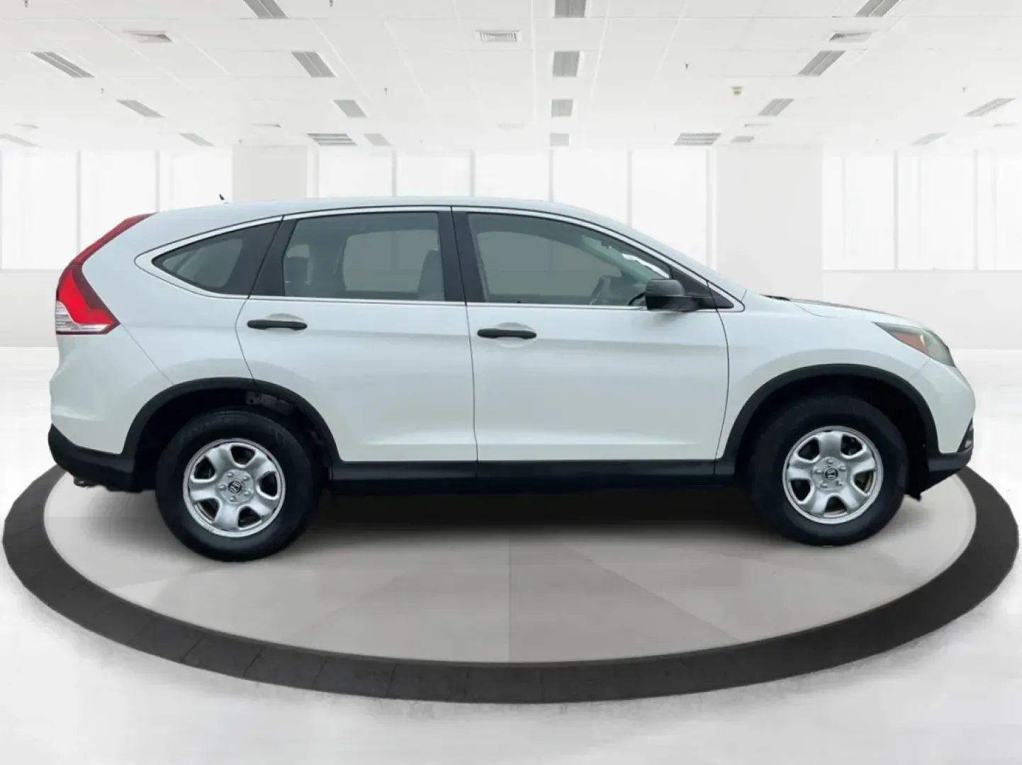 2013 Honda CR-V LX (5J6RM3H37DL) with an 2.4L I-4 DOHC engine, located at 1099 N County Rd 25A , Troy, OH, 45373, (937) 908-9800, 40.057079, -84.212883 - If you're searching for a reliable vehicle that perfectly balances space, comfort, and efficiency for your family or daily commute, look no further than this 2013 Honda CR-V LX, proudly offered by Advantage Car and Credit in Fairborn, OH. Located conveniently at 1184 Kauffman Ave, we specialize in * - Photo#1