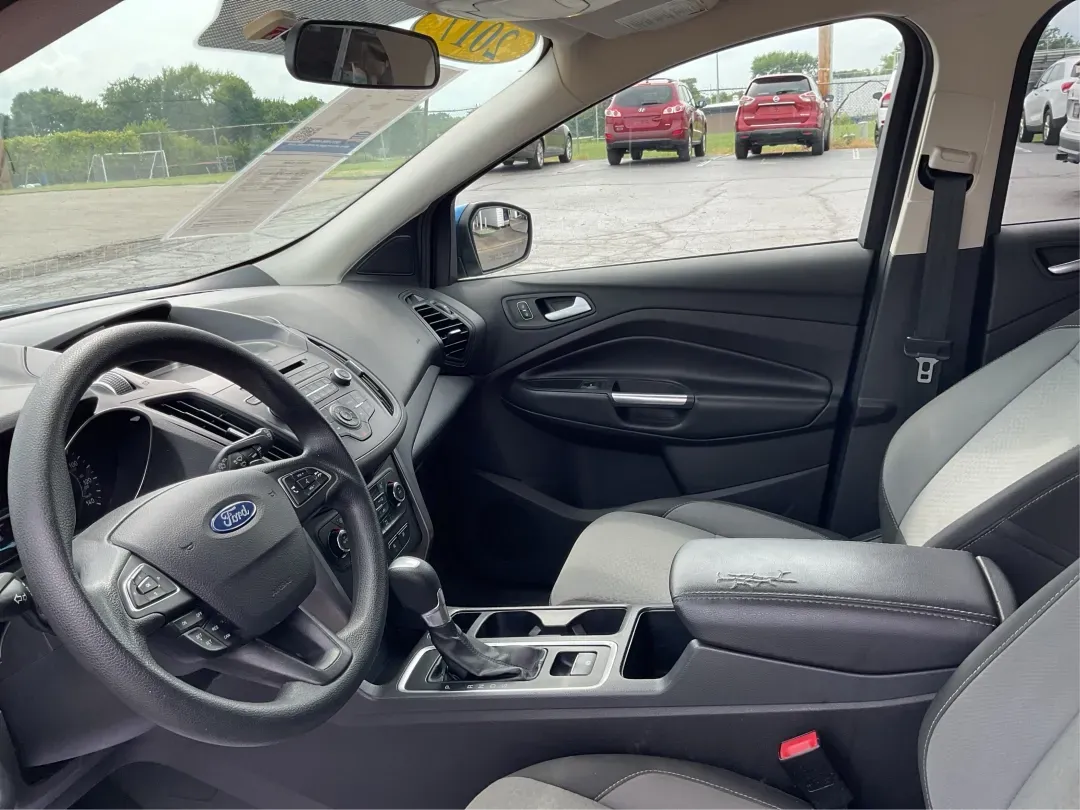 2017 Ford Escape SE (1FMCU9GD3HU) with an 1.5L L4 DOHC 16V engine, 6A transmission, located at 1951 S Dayton Lakeview Rd., New Carlisle, OH, 45344, (937) 908-9800, 39.890999, -84.050255 - Are you searching for a reliable and stylish SUV that fits seamlessly into your busy lifestyle? Look no further than this stunning 2017 Ford Escape SE, available now at Advantage Car and Credit in Fairborn, OH. With its robust features and comfortable design, this vehicle is perfect for growing fami - Photo#9