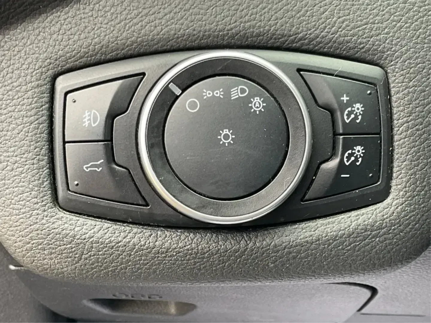 2017 Ford Escape (1FMCU9GD3HU) with an Other engine, located at 401 Woodman Dr, Riverside, OH, 45431, (937) 908-9800, 39.760899, -84.123421 - Are you searching for a reliable and stylish SUV that fits seamlessly into your busy lifestyle? Look no further than this stunning 2017 Ford Escape SE, available now at Advantage Car and Credit in Fairborn, OH. With its robust features and comfortable design, this vehicle is perfect for growing fami - Photo#17