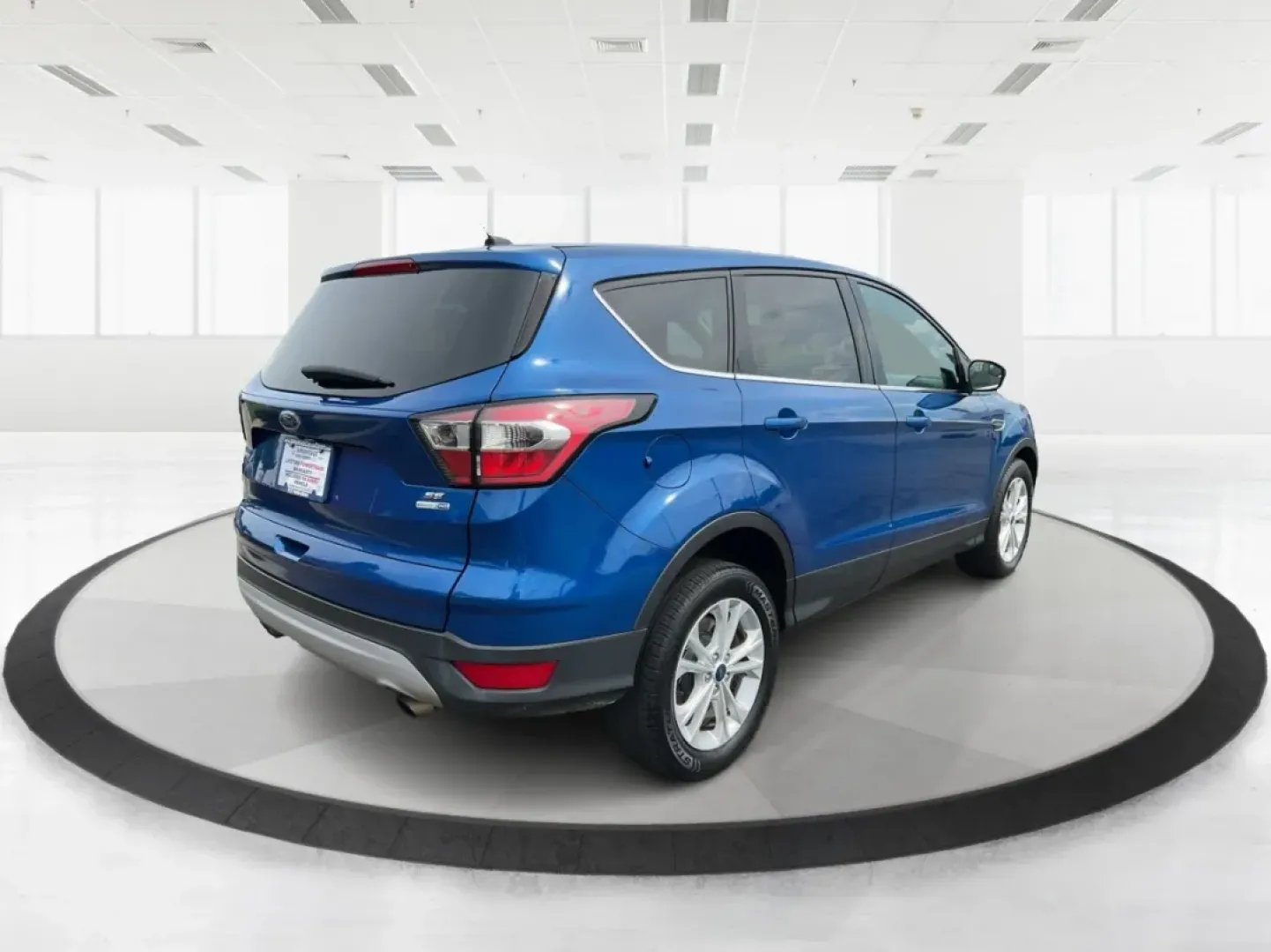 2017 Ford Escape SE (1FMCU9GD3HU) with an Other engine, located at 8750 N County Rd 25A, Piqua, OH, 45356, (937) 908-9800, 40.164391, -84.232513 - Are you searching for a reliable and stylish SUV that fits seamlessly into your busy lifestyle? Look no further than this stunning 2017 Ford Escape SE, available now at Advantage Car and Credit in Fairborn, OH. With its robust features and comfortable design, this vehicle is perfect for growing fami - Photo#2