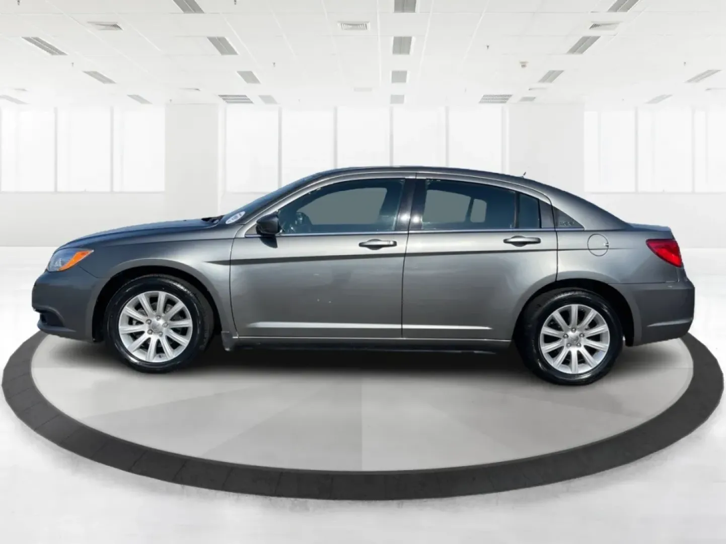 2012 Chrysler 200 Touring (1C3CCBBG5CN) with an 2.4L I-4 DOHC engine, located at 1951 S Dayton Lakeview Rd., New Carlisle, OH, 45344, (937) 908-9800, 39.890999, -84.050255 - Are you ready to elevate your driving experience? If you're seeking a reliable vehicle that perfectly balances comfort, technology, and style, look no further than the 2012 Chrysler 200 Touring sedan. This vehicle is an ideal choice for budget-conscious buyers, growing families, and anyone who wants - Photo#5