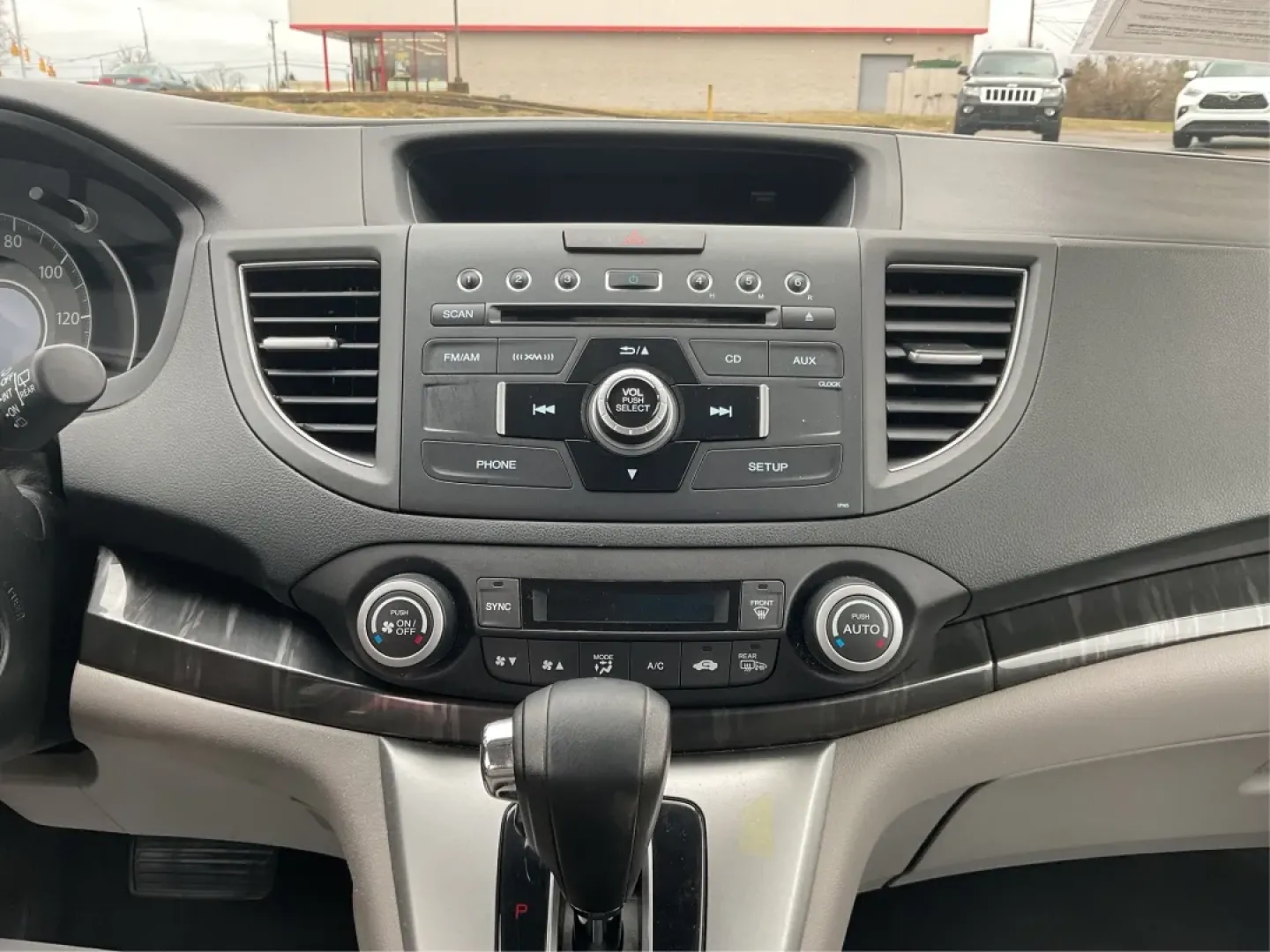 2012 Honda CR-V EX-L 4WD 5-Speed AT (2HKRM3H75CH) with an Other engine, located at 1099 N County Rd 25A , Troy, OH, 45373, (937) 908-9800, 40.057079, -84.212883 - Are you ready to elevate your adventures and daily commutes with a reliable vehicle? The 2012 Honda CR-V EX-L is perfect for individuals and families alike, offering a comfortable ride with ample space and versatile features. Whether you're navigating the bustling streets of Fairborn, OH, or heading - Photo#12