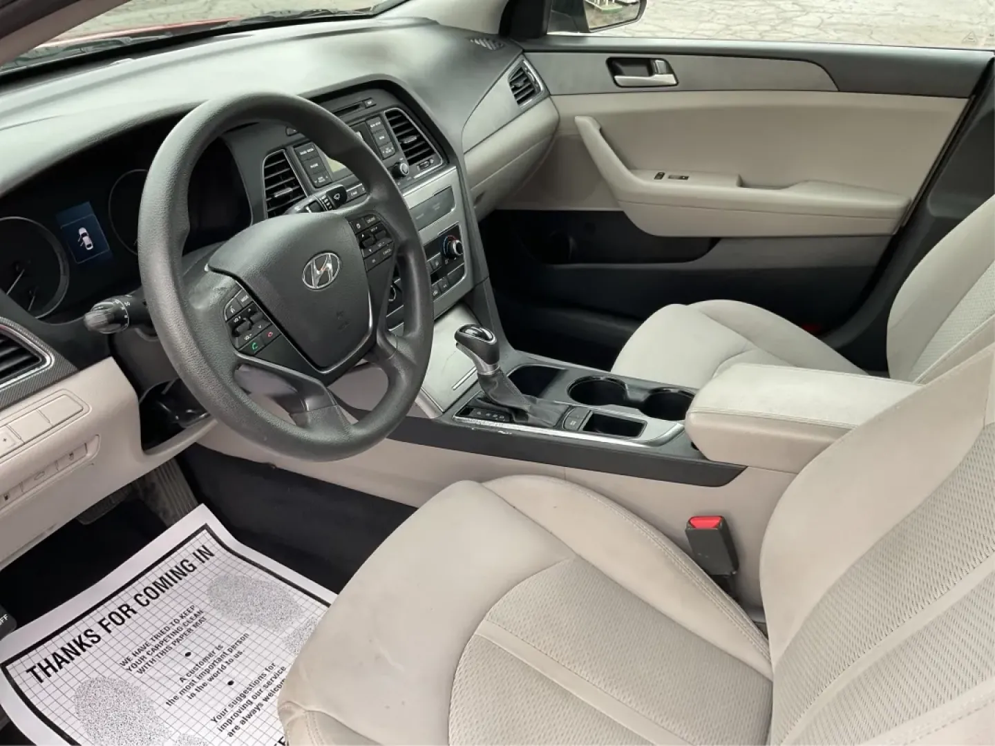 2017 Hyundai Sonata Base/SE (5NPE24AF8HH) with an Other engine, located at 1099 N County Rd 25A , Troy, OH, 45373, (937) 908-9800, 40.057079, -84.212883 - **Discover Your Next Adventure with the 2017 Hyundai Sonata at Advantage Car and Credit!**<br /> <br /> Are you in the market for a reliable sedan that effortlessly combines comfort, style, and functionality? Look no further than the 2017 Hyundai Sonata, available now at Advantage Car and Credit in - Photo#9