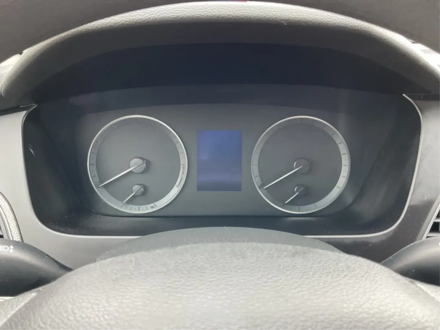 2017 Hyundai Sonata Base/SE (5NPE24AF8HH) with an Other engine, located at 1099 N County Rd 25A , Troy, OH, 45373, (937) 908-9800, 40.057079, -84.212883 - **Discover Your Next Adventure with the 2017 Hyundai Sonata at Advantage Car and Credit!**<br /> <br /> Are you in the market for a reliable sedan that effortlessly combines comfort, style, and functionality? Look no further than the 2017 Hyundai Sonata, available now at Advantage Car and Credit in - Photo#15