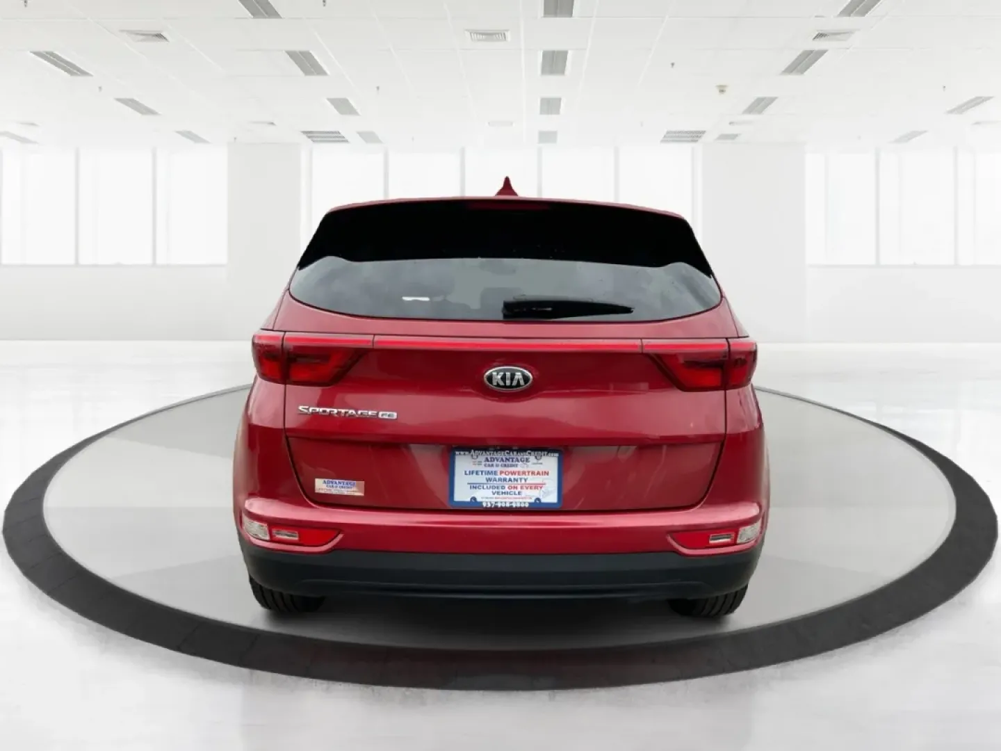 2018 Kia Sportage LX (KNDPM3AC2J7) with an Theta II 2.4L I-4 gasoline direct injection engine, located at 1951 S Dayton Lakeview Rd., New Carlisle, OH, 45344, (937) 908-9800, 39.890999, -84.050255 - Experience the thrill of adventure with the 2018 Kia Sportage, a vehicle designed to elevate your daily commute or weekend getaways. This stylish crossover, available at Advantage Car and Credit in Fairborn, OH, is perfect for those who crave versatility and reliability. Whether you're a growing fam - Photo#3