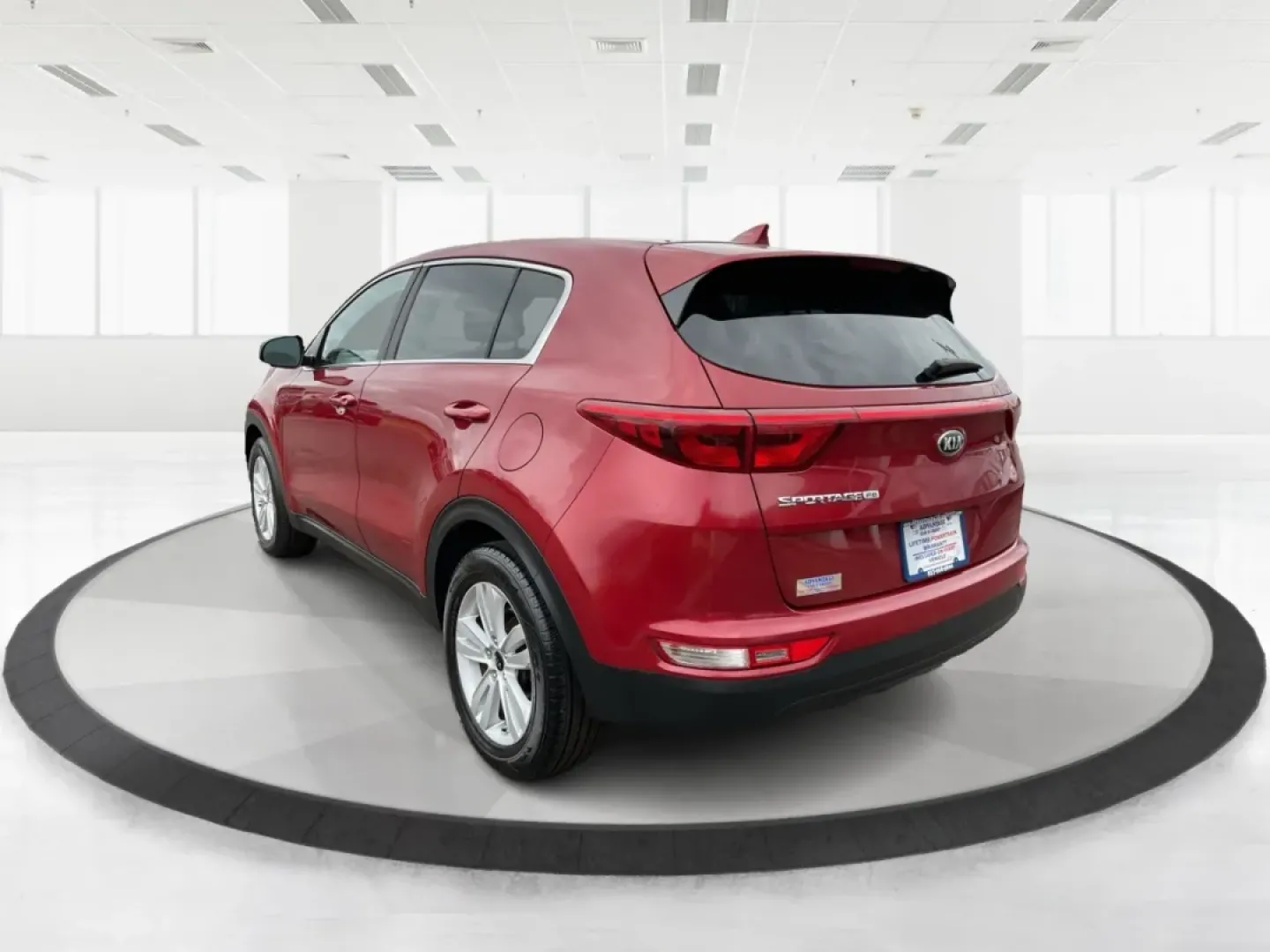 2018 Kia Sportage LX (KNDPM3AC2J7) with an Theta II 2.4L I-4 gasoline direct injection engine, located at 1951 S Dayton Lakeview Rd., New Carlisle, OH, 45344, (937) 908-9800, 39.890999, -84.050255 - Experience the thrill of adventure with the 2018 Kia Sportage, a vehicle designed to elevate your daily commute or weekend getaways. This stylish crossover, available at Advantage Car and Credit in Fairborn, OH, is perfect for those who crave versatility and reliability. Whether you're a growing fam - Photo#4