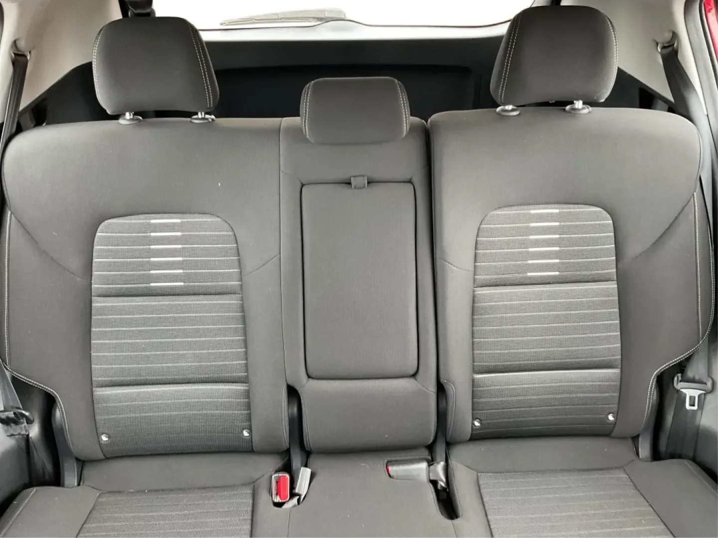 2018 Kia Sportage LX (KNDPM3AC2J7) with an Theta II 2.4L I-4 gasoline direct injection engine, located at 1951 S Dayton Lakeview Rd., New Carlisle, OH, 45344, (937) 908-9800, 39.890999, -84.050255 - Experience the thrill of adventure with the 2018 Kia Sportage, a vehicle designed to elevate your daily commute or weekend getaways. This stylish crossover, available at Advantage Car and Credit in Fairborn, OH, is perfect for those who crave versatility and reliability. Whether you're a growing fam - Photo#13