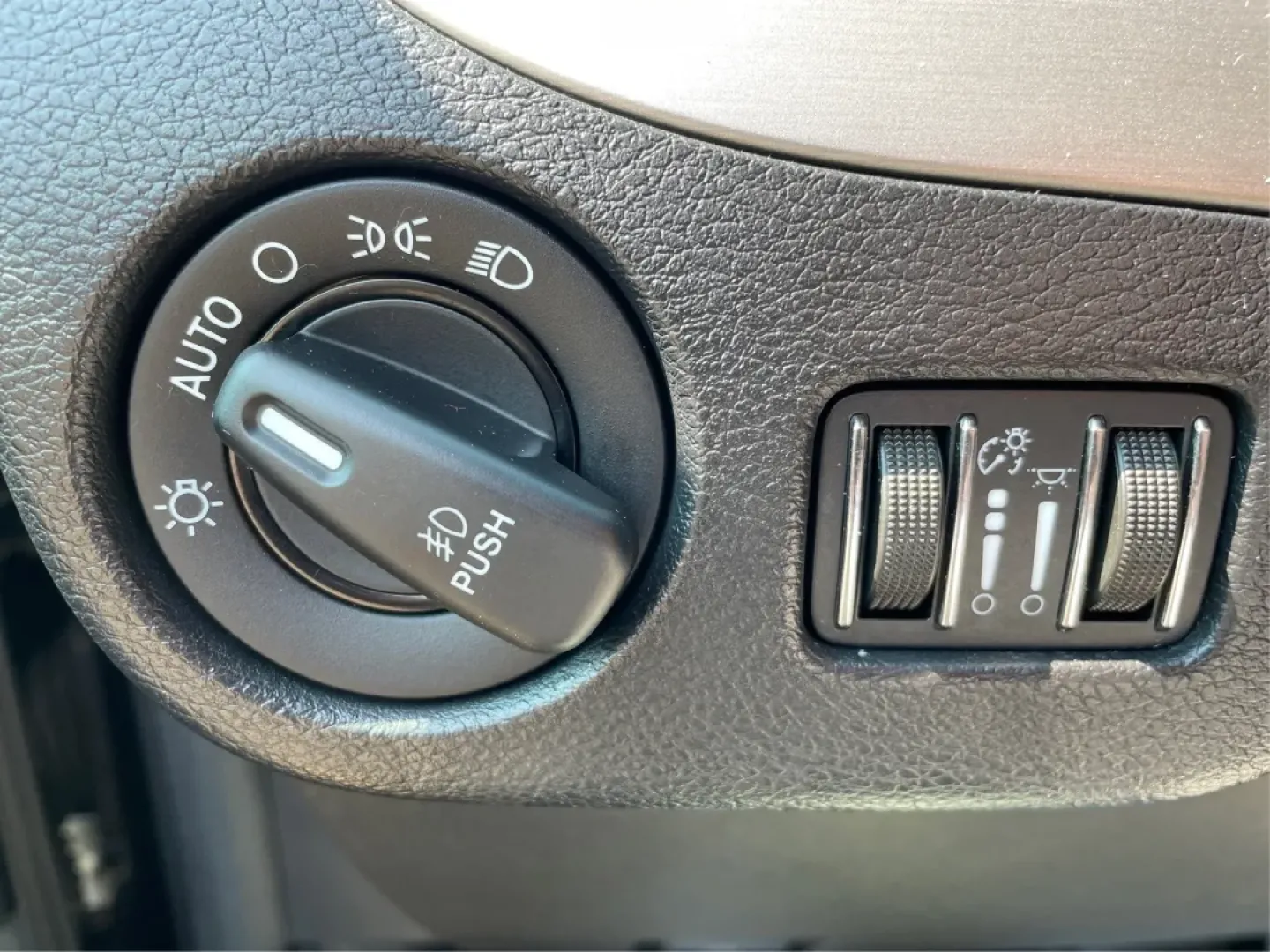 2017 Dodge Grand Caravan GT (2C4RDGEG9HR) with an 3.6L V6 DOHC 24V engine, 6-Speed Automatic transmission, located at 1951 S Dayton Lakeview Rd., New Carlisle, OH, 45344, (937) 908-9800, 39.890999, -84.050255 - **Discover Your Family's Adventure with the 2017 Dodge Grand Caravan GT at Advantage Car and Credit!**<br /> <br /> Are you ready to elevate your family's travel experience? The 2017 Dodge Grand Caravan GT is not just a vehicle; it's a lifestyle solution designed for families who love to explore, en - Photo#17