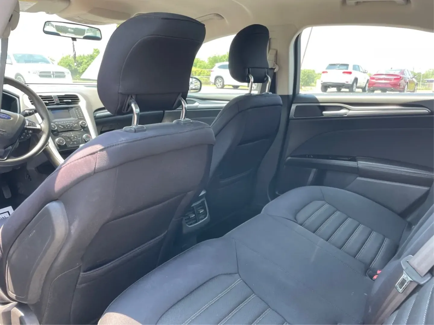 2013 Ford Fusion SE (3FA6P0H73DR) with an Other engine, located at 1951 S Dayton Lakeview Rd., New Carlisle, OH, 45344, (937) 908-9800, 39.890999, -84.050255 - **Unlock Your Lifestyle with the 2013 Ford Fusion SE Perfect for Your Daily Adventures!**<br /> <br /> Are you looking for a sophisticated sedan that blends style, comfort, and technology? Look no further than this 2013 Ford Fusion SE, located at Advantage Car and Credit in Fairborn, OH. With its a - Photo#10