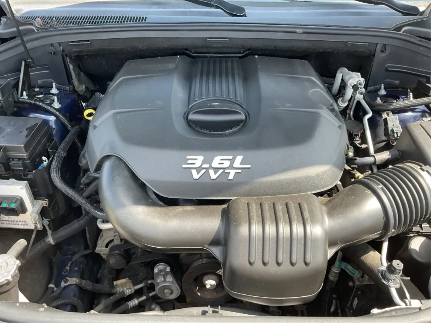 2013 Jeep Grand Cherokee Laredo (1C4RJFAG7DC) with an Other engine, located at 4508 South Dixie Dr, Moraine, OH, 45439, (937) 908-9800, 39.689976, -84.218452 - Are you ready to elevate your driving experience? Whether you're a growing family in need of spacious comfort, a weekend adventurer seeking reliability, or simply someone looking for a dependable daily driver, the 2013 Jeep Grand Cherokee Laredo is the perfect vehicle for you. Located at Advantage C - Photo#11