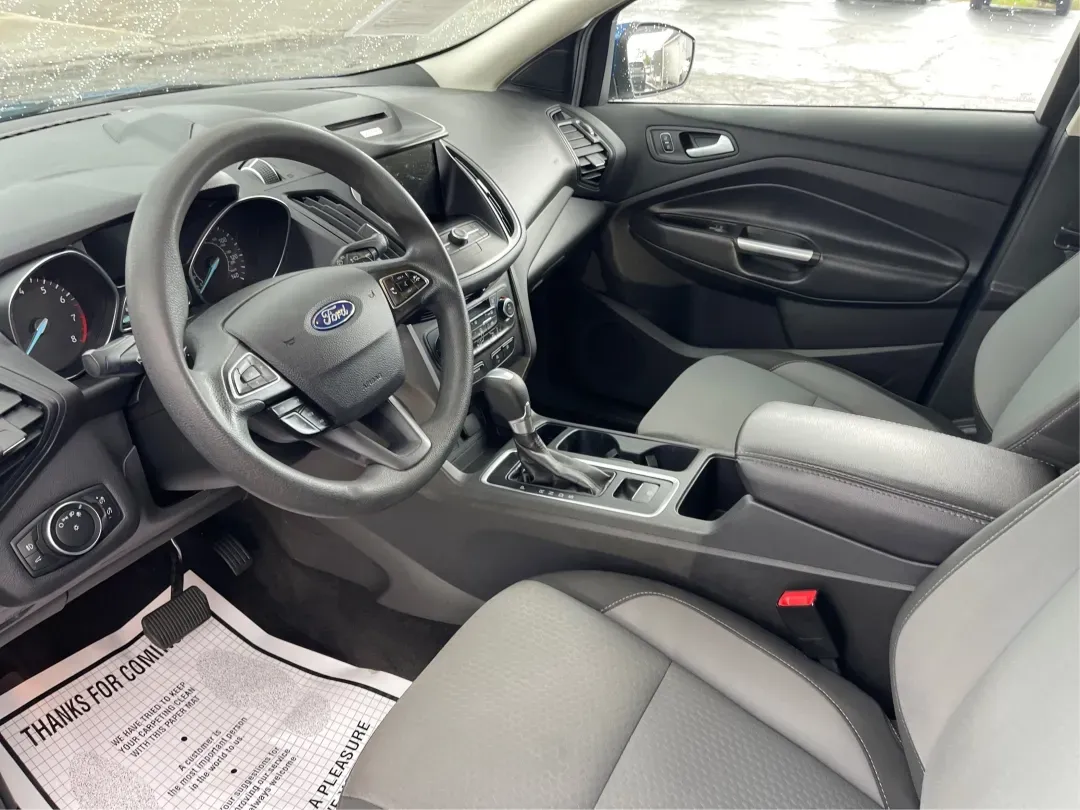 2017 Ford Escape SE (1FMCU0GD5HU) with an Other engine, located at 1184 Kauffman Ave, Fairborn, OH, 45324, (937) 908-9800, 39.807072, -84.030914 - 2017 Ford Escape SE - Photo#9