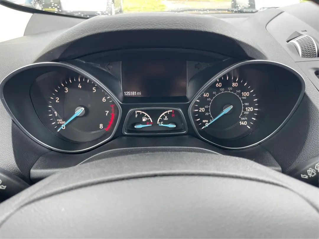 2017 Ford Escape SE (1FMCU0GD5HU) with an Other engine, located at 1184 Kauffman Ave, Fairborn, OH, 45324, (937) 908-9800, 39.807072, -84.030914 - 2017 Ford Escape SE - Photo#15