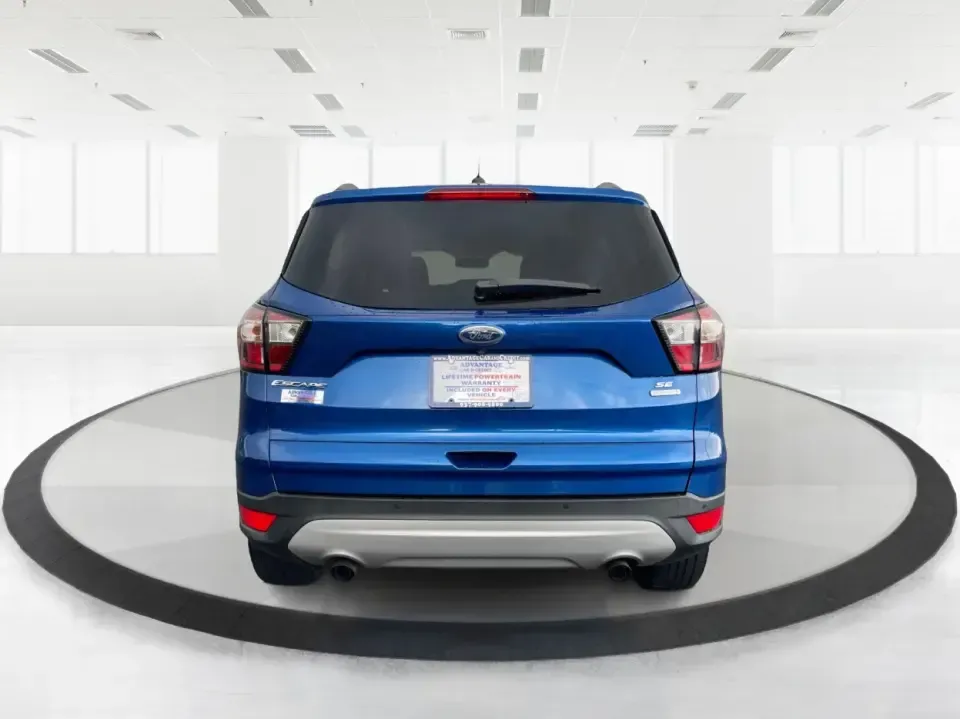 2017 Ford Escape SE (1FMCU0GD5HU) with an 1.5L L4 DOHC 16V engine, 6A transmission, located at 1184 Kauffman Ave, Fairborn, OH, 45324, (937) 908-9800, 39.807072, -84.030914 - **Adventure Awaits in This 2017 Ford Escape SE Perfect for Your Ohio Lifestyle!**<br /> <br /> Are you ready to embrace the open road? Whether you're commuting to work, taking the kids to soccer practice, or planning a weekend getaway to nearby attractions like the National Museum of the U.S. Air F - Photo#3