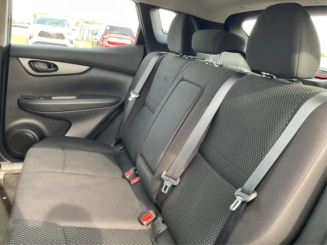 2017 Nissan Rogue S (JN1BJ1CR3HW) with an 2L I-4 gasoline direct injection engine, located at 1951 S Dayton Lakeview Rd., New Carlisle, OH, 45344, (937) 908-9800, 39.890999, -84.050255 - 2017 Nissan Rogue S - Photo#10