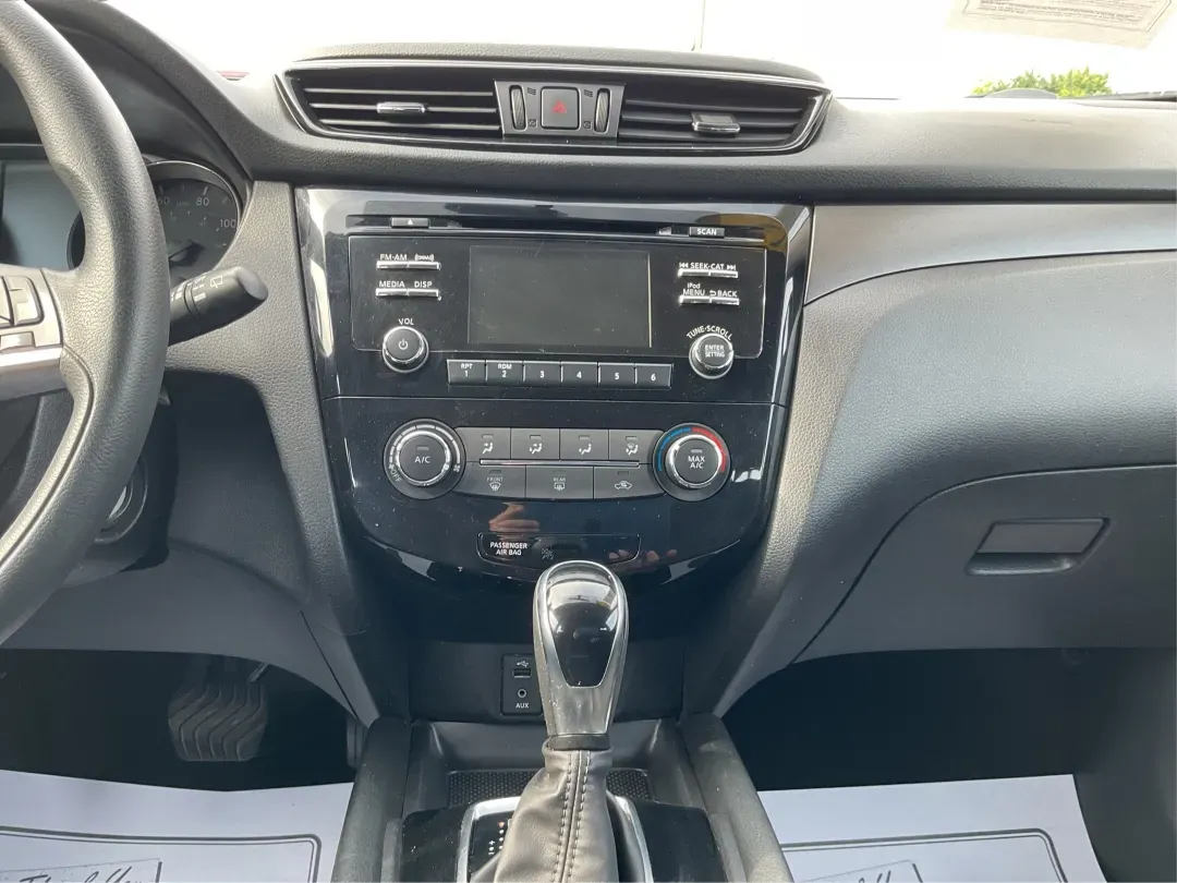 2017 Nissan Rogue S (JN1BJ1CR3HW) with an 2L I-4 gasoline direct injection engine, located at 1951 S Dayton Lakeview Rd., New Carlisle, OH, 45344, (937) 908-9800, 39.890999, -84.050255 - 2017 Nissan Rogue S - Photo#13