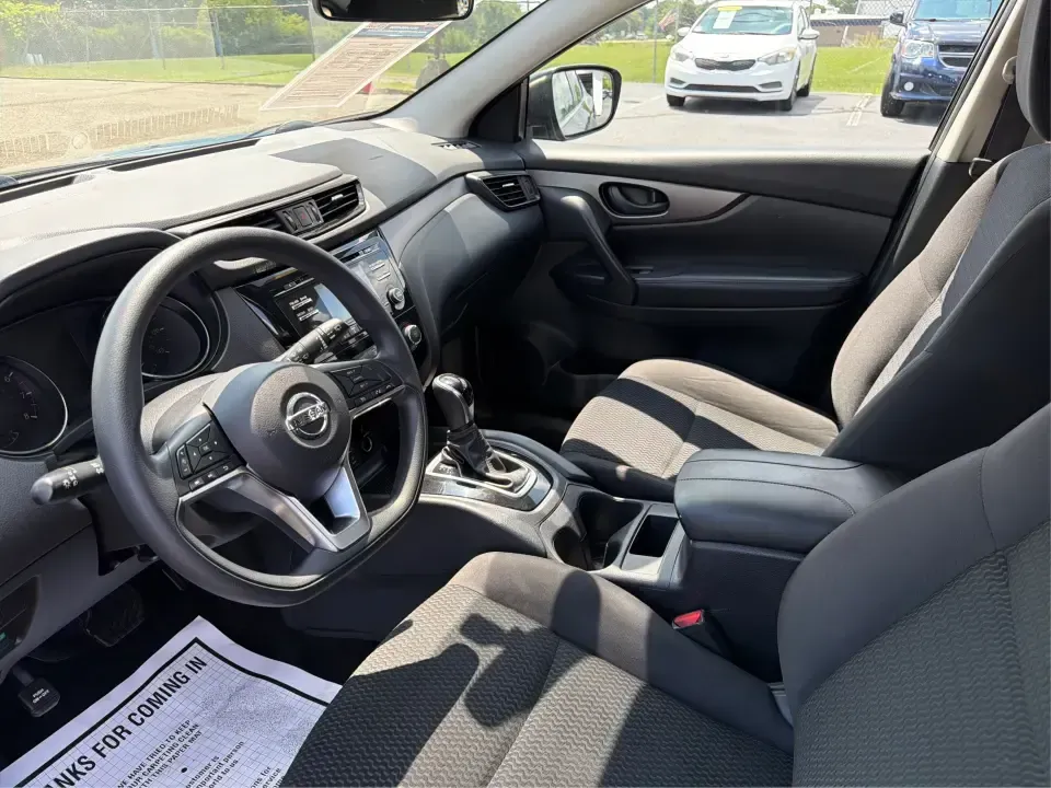 2017 Nissan Rogue S (JN1BJ1CR3HW) with an 2.0L L4 DOHC 16V engine, Continuously Variable Transmission transmission, located at 1184 Kauffman Ave, Fairborn, OH, 45324, (937) 908-9800, 39.807072, -84.030914 - Need one SUV that can handle the daily school run, the long commute to Wright-Patterson AFB, and spontaneous weekend getaways to Yellow Springs without feeling like a chore? This 2017 Nissan Rogue SL AWD is built for real-life driving in and around Fairborn, with the comfort, traction, and efficienc- Photo#9