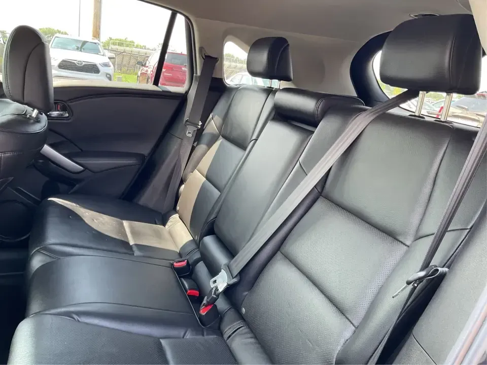 2014 Acura RDX Base (5J8TB4H33EL) with an 2.3L L4 DOHC 16V engine, 6-Speed Automatic transmission, located at 880 E. National Road, Vandalia, OH, 45377, (937) 908-9800, 39.891918, -84.183594 - **Elevate Your Journey with the 2014 Acura RDX: Perfect for Every Adventure in Fairborn, OH**<br /> <br /> Are you on the hunt for a versatile vehicle that can seamlessly blend into your active lifestyle? Whether you're commuting to work, running errands around Fairborn, or planning a weekend getawa - Photo#10