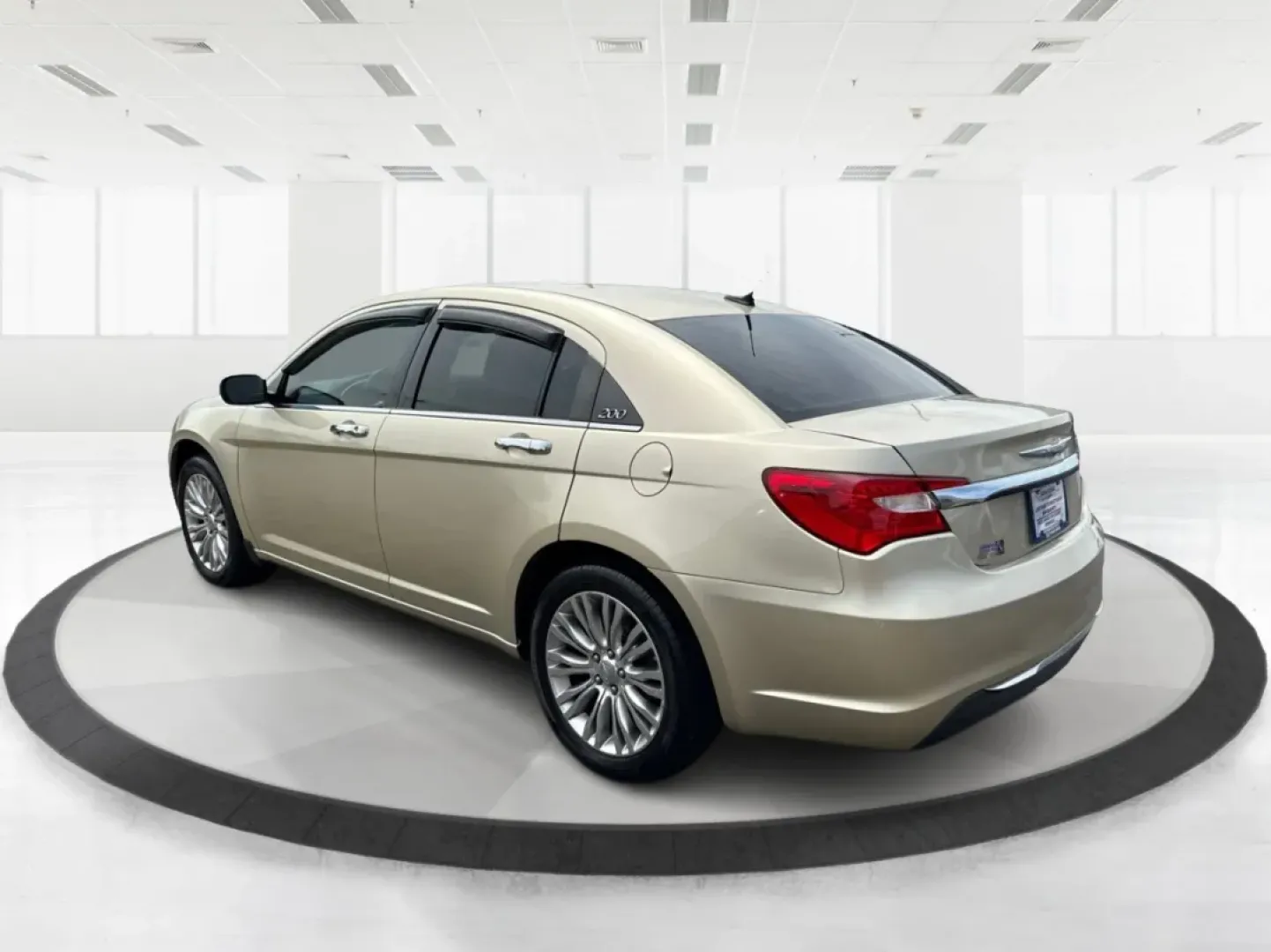 2011 Chrysler 200 Limited (1C3BC2FB0BN) with an Other engine, located at 1184 Kauffman Ave, Fairborn, OH, 45324, (937) 908-9800, 39.807072, -84.030914 - ### Elevate Your Daily Commute with the 2011 Chrysler 200 Limited<br /> <br /> Are you searching for a reliable sedan that combines style, comfort, and modern features? Look no further than the 2011 Chrysler 200 Limited, available now at Advantage Car and Credit in New Carlisle, OH. This vehicle is - Photo#4