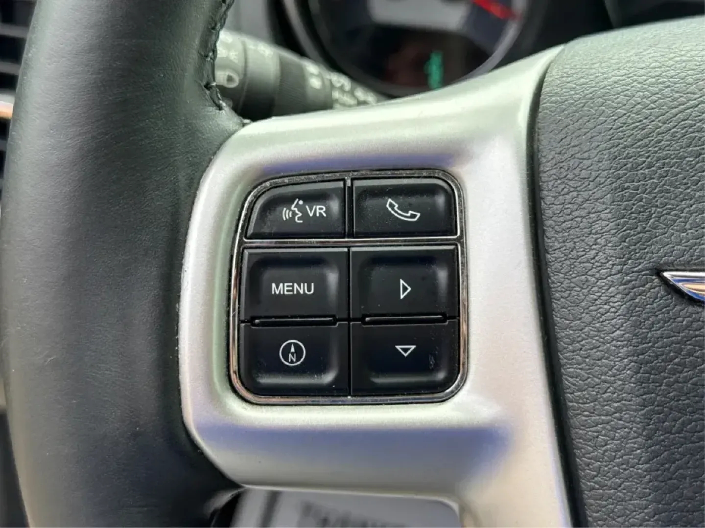 2011 Chrysler 200 Limited (1C3BC2FB0BN) with an 2.4L L4 DOHC 16V engine, 6-Speed Automatic transmission, located at 4508 South Dixie Dr, Moraine, OH, 45439, (937) 908-9800, 39.689976, -84.218452 - ### Elevate Your Daily Commute with the 2011 Chrysler 200 Limited<br /> <br /> Are you searching for a reliable sedan that combines style, comfort, and modern features? Look no further than the 2011 Chrysler 200 Limited, available now at Advantage Car and Credit in New Carlisle, OH. This vehicle is - Photo#16