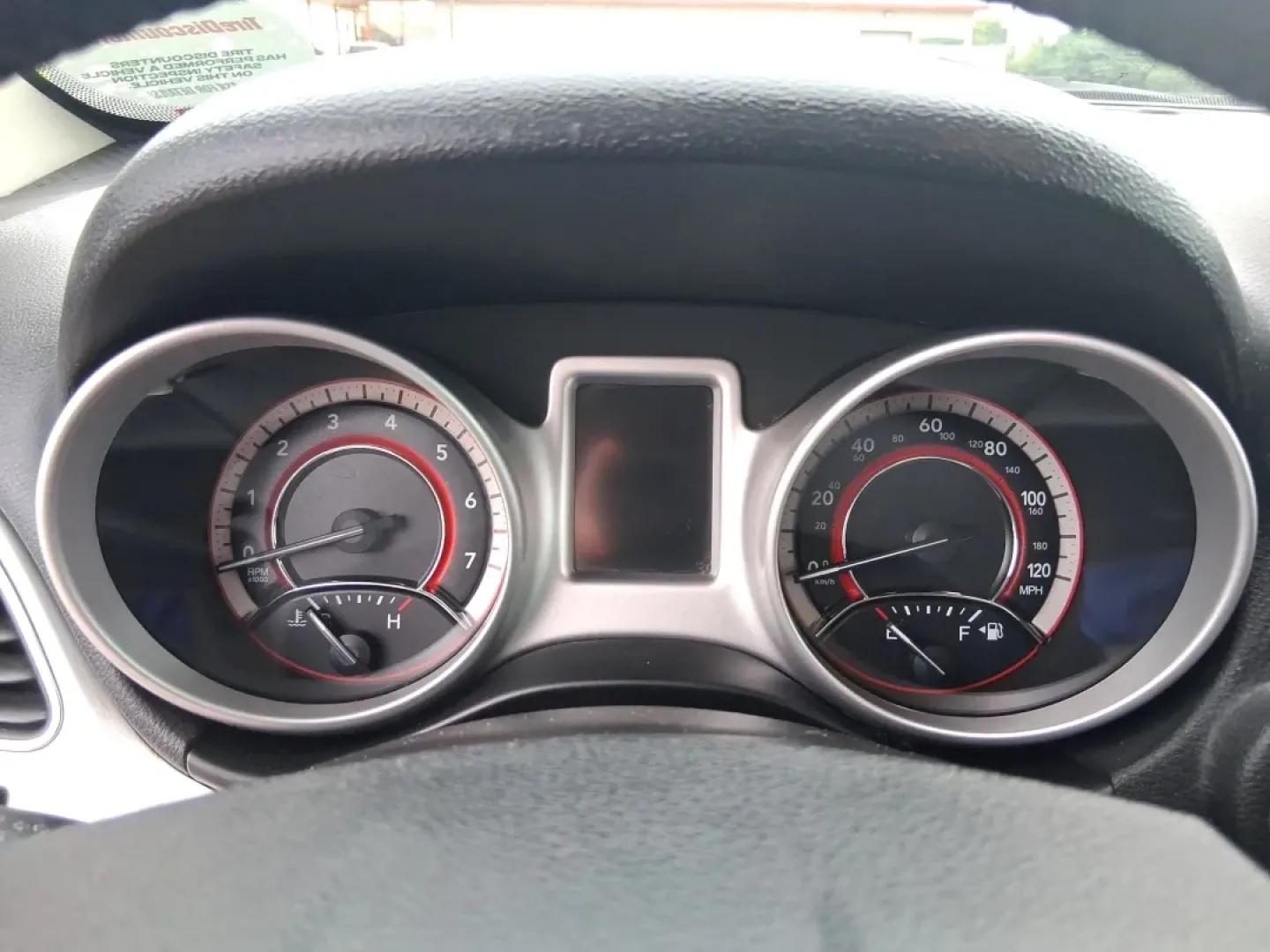 2015 Dodge Journey SXT (3C4PDCBB2FT) with an 2.4L L6 DOHC 16V engine, 4-Speed Automatic transmission, located at 4508 South Dixie Dr, Moraine, OH, 45439, (937) 908-9800, 39.689976, -84.218452 - **Adventure Awaits with the 2015 Dodge Journey SXT at Advantage Car and Credit!**<br /> <br /> If you're in search of a versatile SUV that caters to both daily commutes and weekend adventures with your family, the 2015 Dodge Journey SXT is the perfect match for you. This spacious and stylish vehicle - Photo#15