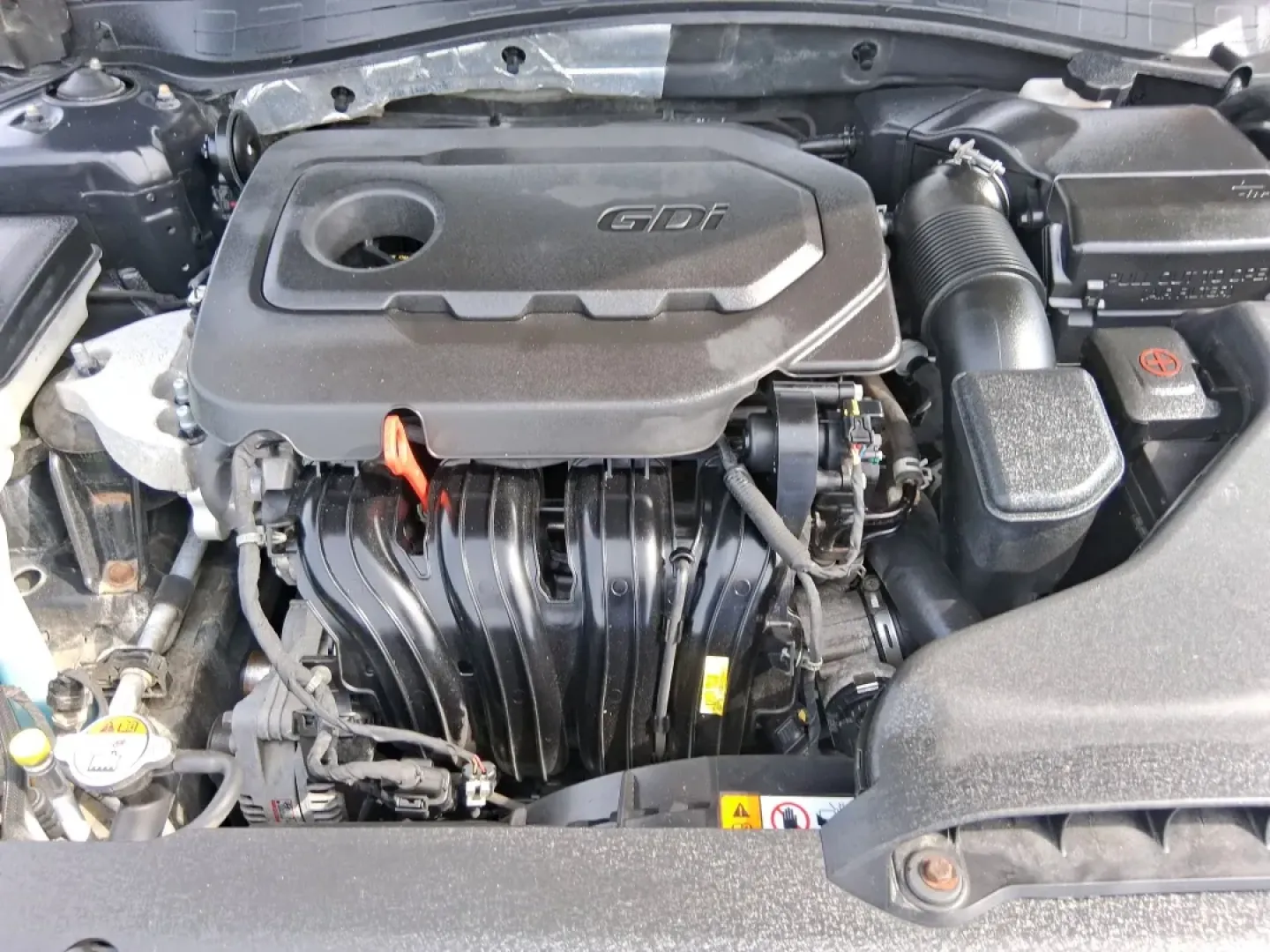 2016 Kia Optima LX (5XXGT4L36GG) with an Theta II 2.4L I-4 gasoline direct injection engine, located at 8750 N County Rd 25A, Piqua, OH, 45356, (937) 908-9800, 40.164391, -84.232513 - Discover an exceptional driving experience with the 2016 Kia Optima LX, available now at Advantage Car and Credit in New Carlisle, OH. This sedan is not just a mode of transportation; it's an enhancement to your lifestyle, whether you're commuting to work, running errands, or embarking on weekend ad - Photo#11