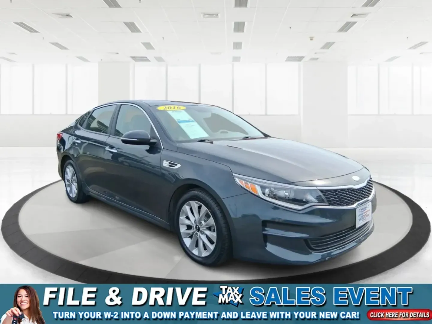 2016 Kia Optima LX (5XXGT4L36GG) with an Theta II 2.4L I-4 gasoline direct injection engine, located at 1184 Kauffman Ave, Fairborn, OH, 45324, (937) 908-9800, 39.807072, -84.030914 - Discover an exceptional driving experience with the 2016 Kia Optima LX, available now at Advantage Car and Credit in New Carlisle, OH. This sedan is not just a mode of transportation; it's an enhancement to your lifestyle, whether you're commuting to work, running errands, or embarking on weekend ad - Photo#0
