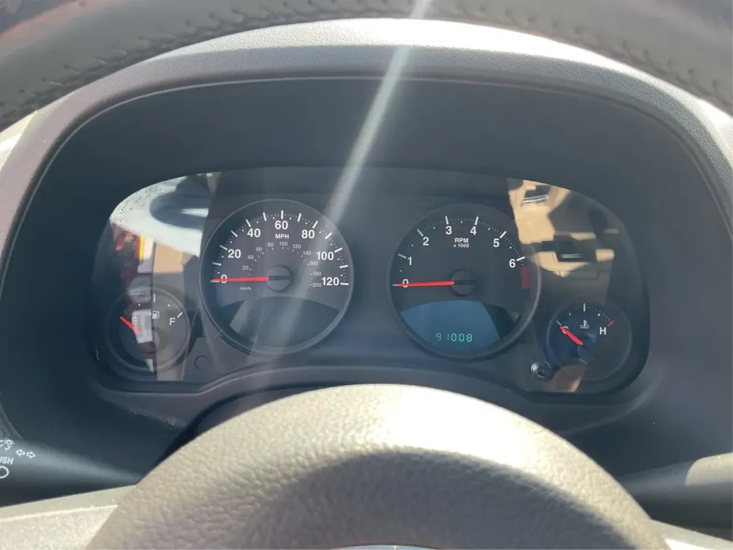 2013 Jeep Compass Latitude (1C4NJDEB6DD) with an 2.4L I-4 DOHC engine, located at 1951 S Dayton Lakeview Rd., New Carlisle, OH, 45344, (937) 908-9800, 39.890999, -84.050255 - Are you ready to elevate your adventures and embrace a lifestyle filled with exploration? The 2013 Jeep Compass Latitude is the perfect companion for those who value versatility and comfort, making it an ideal choice for weekend getaways or daily commutes. This rugged yet refined SUV is now availabl - Photo#14