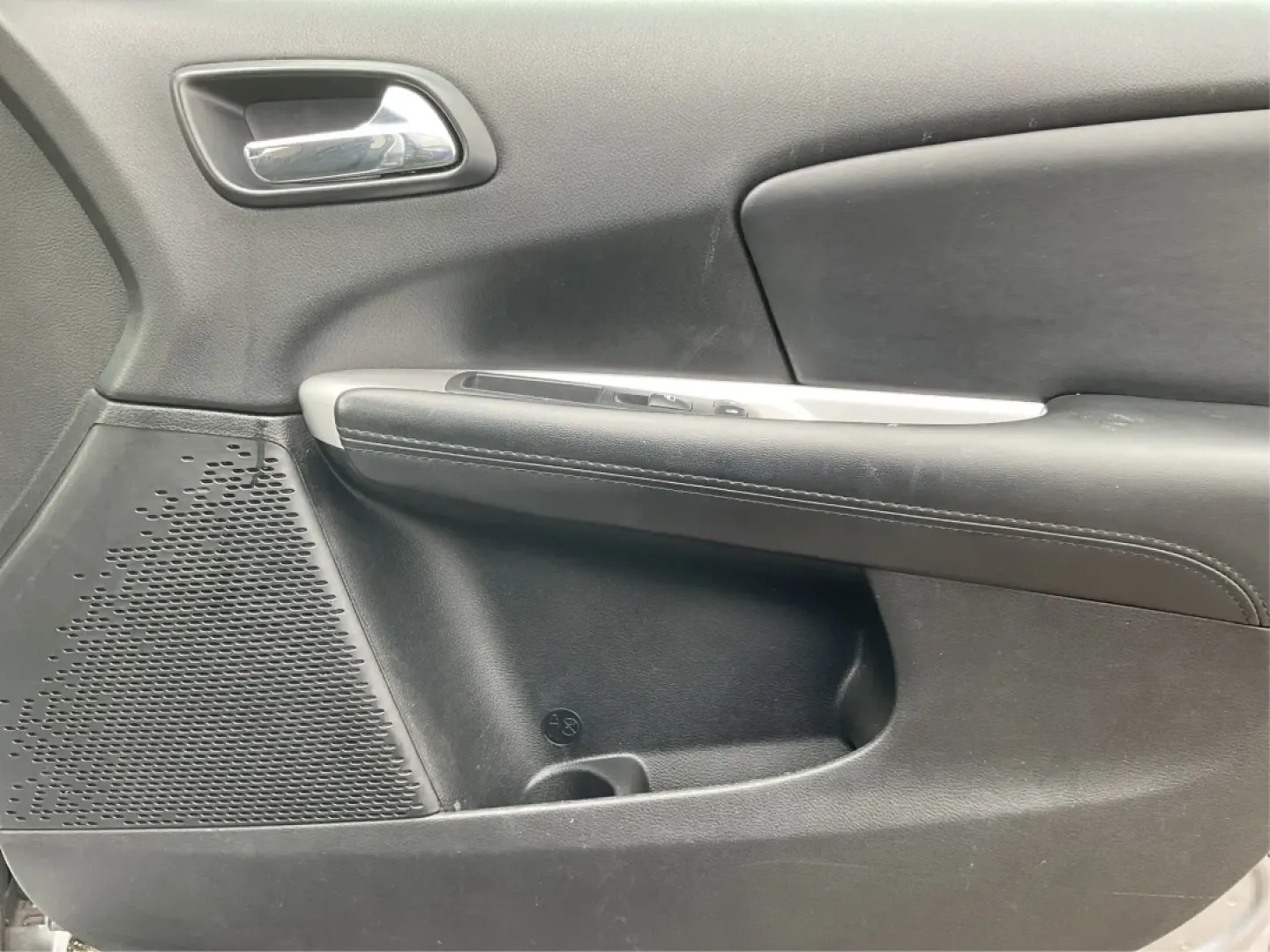 2017 Dodge Journey SE (3C4PDCAB2HT) with an Tigershark MultiAir 2.4L I-4 DOHC engine, 4A transmission, located at 1184 Kauffman Ave, Fairborn, OH, 45324, (937) 908-9800, 39.807072, -84.030914 - **Unleash Your Family Adventures with the 2017 Dodge Journey at Advantage Car and Credit!**<br /> <br /> Are you searching for the perfect SUV to suit your growing family's needs or to make those weekend adventures more exciting? Look no further than this reliable and spacious **2017 Dodge Journey** - Photo#19