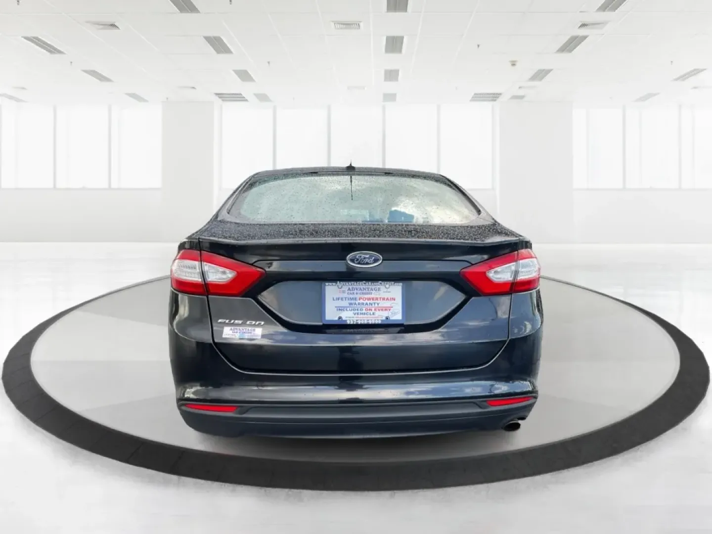 2014 Ford Fusion S (3FA6P0G75ER) with an Duratec 2.5L I-4 DOHC engine, located at 401 Woodman Dr, Riverside, OH, 45431, (937) 908-9800, 39.760899, -84.123421 - **Discover Your Next Adventure with the 2014 Ford Fusion at Advantage Car and Credit!**<br /> <br /> Are you ready to elevate your daily commute or embark on weekend road trips? The 2014 Ford Fusion at Advantage Car and Credit is your perfect companion for both. Its stylish design and dependable per - Photo#3