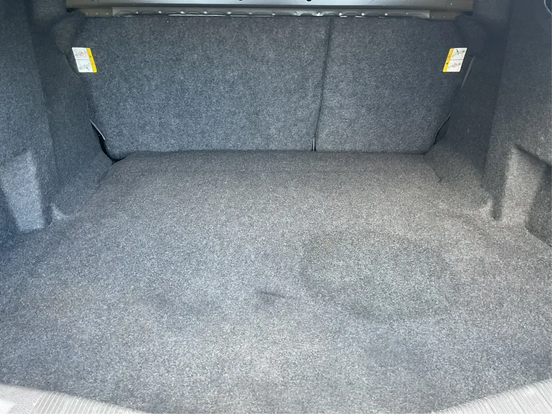 2014 Ford Fusion S (3FA6P0G75ER) with an Duratec 2.5L I-4 DOHC engine, located at 4508 South Dixie Dr, Moraine, OH, 45439, (937) 908-9800, 39.689976, -84.218452 - **Discover Your Next Adventure with the 2014 Ford Fusion at Advantage Car and Credit!**<br /> <br /> Are you ready to elevate your daily commute or embark on weekend road trips? The 2014 Ford Fusion at Advantage Car and Credit is your perfect companion for both. Its stylish design and dependable per - Photo#11