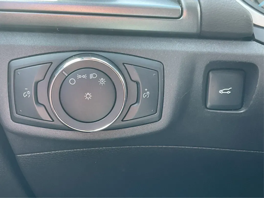 2014 Ford Fusion S (3FA6P0G75ER) with an Duratec 2.5L I-4 DOHC engine, located at 4508 South Dixie Dr, Moraine, OH, 45439, (937) 908-9800, 39.689976, -84.218452 - **Discover Your Next Adventure with the 2014 Ford Fusion at Advantage Car and Credit!**<br /> <br /> Are you ready to elevate your daily commute or embark on weekend road trips? The 2014 Ford Fusion at Advantage Car and Credit is your perfect companion for both. Its stylish design and dependable per - Photo#16