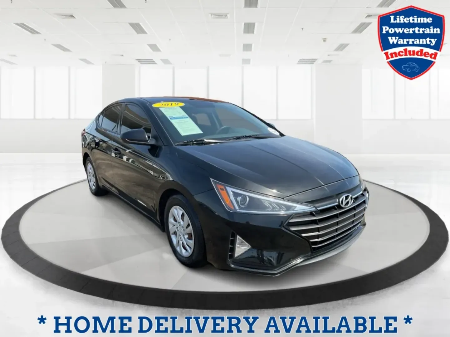 2019 Hyundai Elantra SE (5NPD74LF7KH) with an Nu 2L I-4 DOHC engine, located at 1230 East Main St, Xenia, OH, 45385, (937) 908-9800, 39.688026, -83.910172 - **Unlock Your Adventure with the 2019 Hyundai Elantra SE at Advantage Car and Credit!**<br /> <br /> Are you ready to elevate your daily commute or embark on weekend road trips in style? This 2019 Hyundai Elantra SE is the perfect blend of practicality and sophistication, making it an outstanding ch - Photo#0