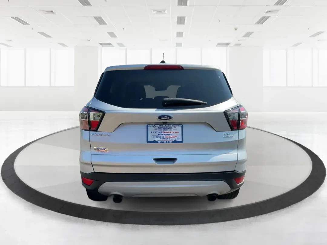 2017 Ford Escape SE (1FMCU9GD4HU) with an 1.5L L4 DOHC 16V engine, 6A transmission, located at 1184 Kauffman Ave, Fairborn, OH, 45324, (937) 908-9800, 39.807072, -84.030914 - **Adventure Awaits in This 2017 Ford Escape SE Perfect for Your Next Journey!**<br /> <br /> If you're looking for a versatile vehicle that meets the needs of an active lifestyle, the 2017 Ford Escape SE is the perfect choice for adventurous families or budget-conscious commuters. With ample room f - Photo#3