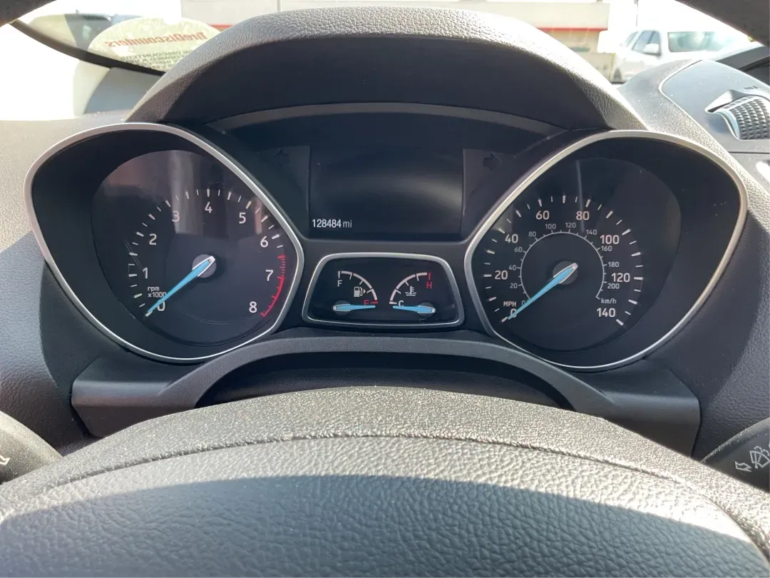 2017 Ford Escape SE (1FMCU9GD4HU) with an 1.5L L4 DOHC 16V engine, 6A transmission, located at 1184 Kauffman Ave, Fairborn, OH, 45324, (937) 908-9800, 39.807072, -84.030914 - **Adventure Awaits in This 2017 Ford Escape SE Perfect for Your Next Journey!**<br /> <br /> If you're looking for a versatile vehicle that meets the needs of an active lifestyle, the 2017 Ford Escape SE is the perfect choice for adventurous families or budget-conscious commuters. With ample room f - Photo#15