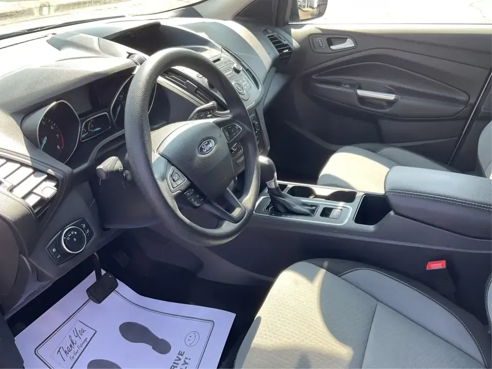 2017 Ford Escape SE (1FMCU9GD4HU) with an 1.5L L4 DOHC 16V engine, 6A transmission, located at 1184 Kauffman Ave, Fairborn, OH, 45324, (937) 908-9800, 39.807072, -84.030914 - **Adventure Awaits in This 2017 Ford Escape SE Perfect for Your Next Journey!**<br /> <br /> If you're looking for a versatile vehicle that meets the needs of an active lifestyle, the 2017 Ford Escape SE is the perfect choice for adventurous families or budget-conscious commuters. With ample room f - Photo#9