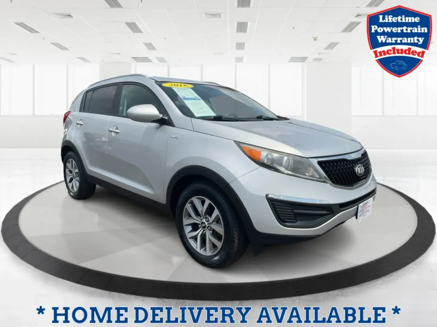 2016 Kia Sportage LX (KNDPBCACXG7) with an Theta II 2.4L I-4 gasoline direct injection engine, located at 880 E. National Road, Vandalia, OH, 45377, (937) 908-9800, 39.891918, -84.183594 - Embrace the journey of life with the 2016 Kia Sportage LX, a vehicle designed for those who thrive on adventure and seek comfort in their daily commute. Whether you're navigating the bustling streets of Fairborn, OH, or embarking on a weekend family getaway, this versatile crossover is your perfect - Photo#0
