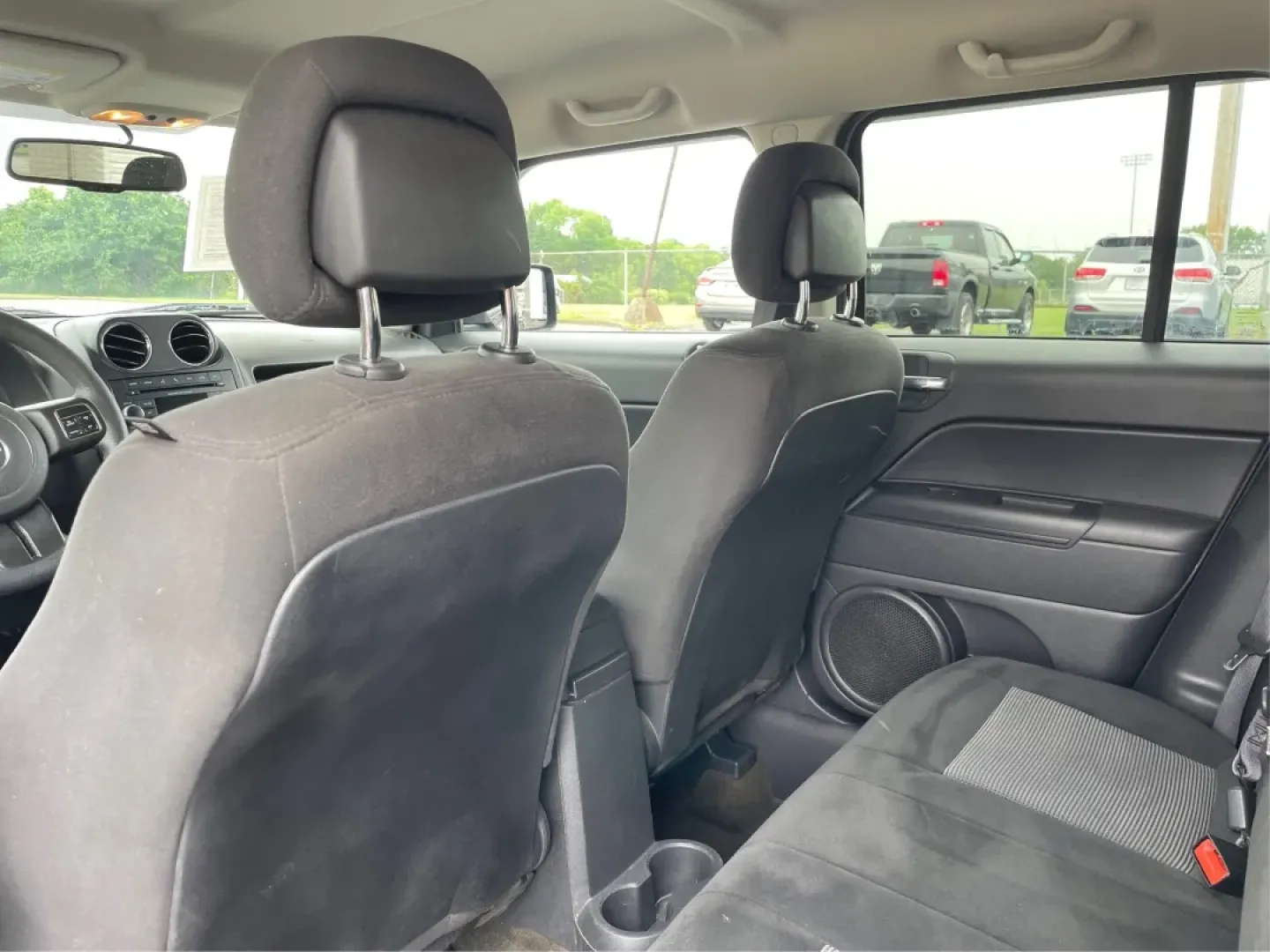 2016 Jeep Patriot Sport (1C4NJPBAXGD) with an Other engine, located at 1230 East Main St, Xenia, OH, 45385, (937) 908-9800, 39.688026, -83.910172 - **Explore New Adventures with the 2016 Jeep Patriot Sport SUV at Advantage Car and Credit in Fairborn, OH!**<br /> <br /> Are you ready to elevate your lifestyle with a vehicle that complements your adventurous spirit? Whether you're navigating the bustling streets of Fairborn or hitting the trails - Photo#10