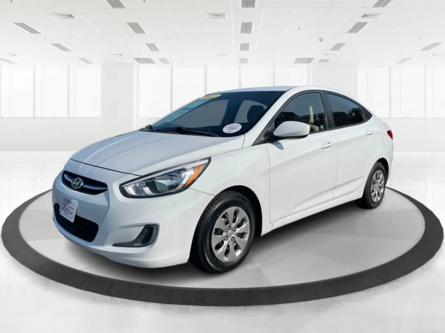 2017 Hyundai Accent SE 4-Door 6A (KMHCT4AE7HU) with an 1.6L L4 DOHC 16V engine, 6-Speed Automatic transmission, located at 401 Woodman Dr, Riverside, OH, 45431, (937) 908-9800, 39.760899, -84.123421 - Are you searching for a reliable, budget-friendly vehicle that accommodates your busy lifestyle? Look no further than Advantage Car and Credit in Fairborn, OH! We specialize in providing top-notch used vehicles with flexible financing options tailored to fit your needs. Our 2017 Hyundai Accent SE is - Photo#8