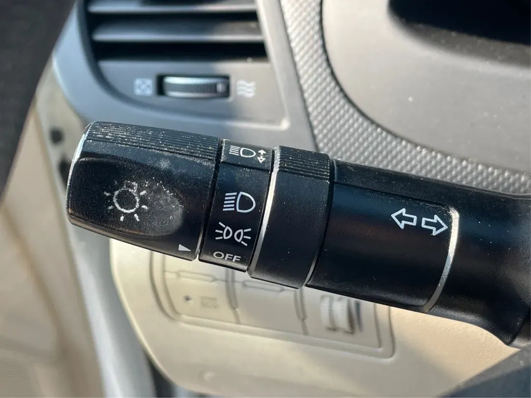 2017 Hyundai Accent SE 4-Door 6A (KMHCT4AE7HU) with an 1.6L L4 DOHC 16V engine, 6-Speed Automatic transmission, located at 1099 N County Rd 25A , Troy, OH, 45373, (937) 908-9800, 40.057079, -84.212883 - Are you searching for a reliable, budget-friendly vehicle that accommodates your busy lifestyle? Look no further than Advantage Car and Credit in Fairborn, OH! We specialize in providing top-notch used vehicles with flexible financing options tailored to fit your needs. Our 2017 Hyundai Accent SE is - Photo#16