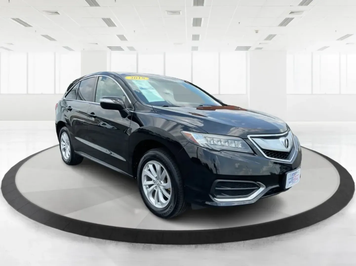 2018 Acura RDX AcuraWatch Plus Package (5J8TB4H34JL) with an 3.5L V-6 i-VTEC variable valve control engine, located at 1184 Kauffman Ave, Fairborn, OH, 45324, (937) 908-9800, 39.807072, -84.030914 - **Elevate Your Commute and Family Adventures with the 2018 Acura RDX at Advantage Car and Credit!**<br /> <br /> Are you in search of a versatile vehicle that promises both comfort and style for your daily commutes or family escapades? Look no further than the stunning 2018 Acura RDX, available at A - Photo#0
